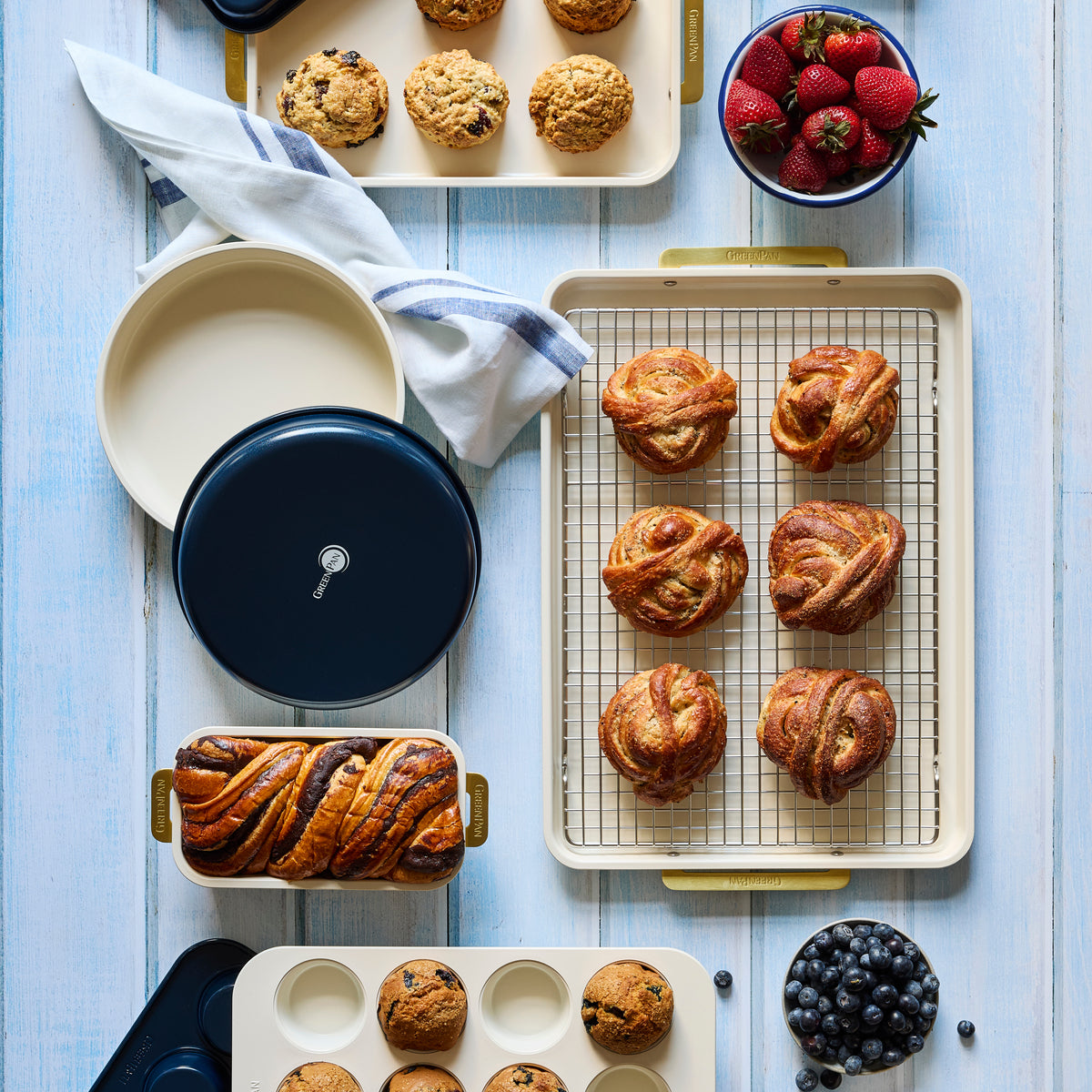 Reserve Bakeware 13 x 9 Rectangular Pan | Twilight - Image 8