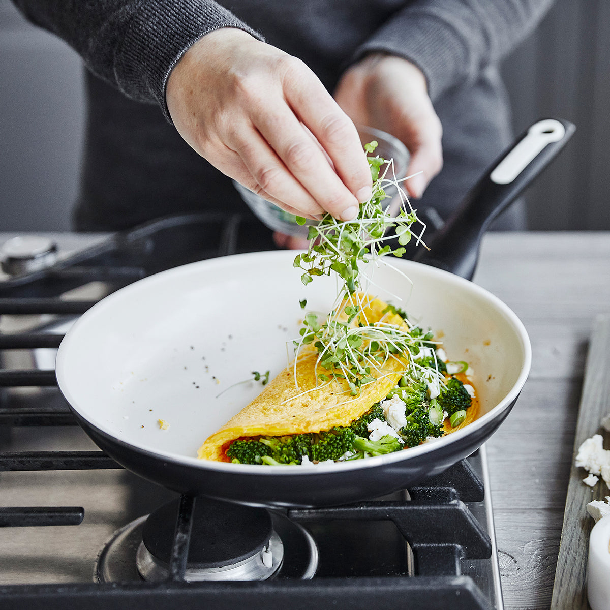 Rio Ceramic Nonstick 8 and 10 Frypan Set | Black - Image 5