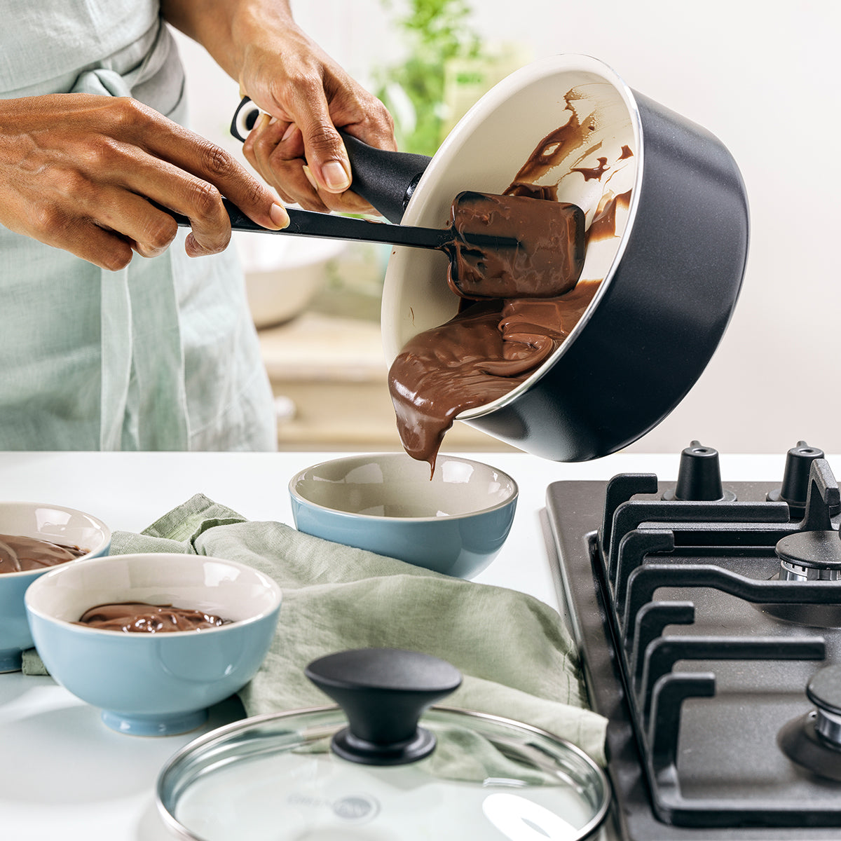 Rio Ceramic Nonstick 16-Piece Cookware Set | Black - Image 7