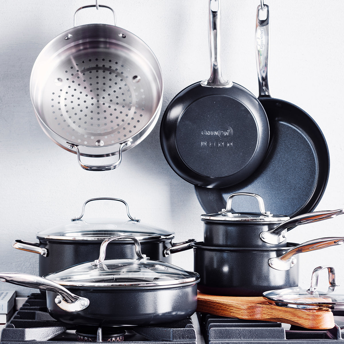 Chatham Black Ceramic Nonstick 11-Piece Cookware Set - Image 2