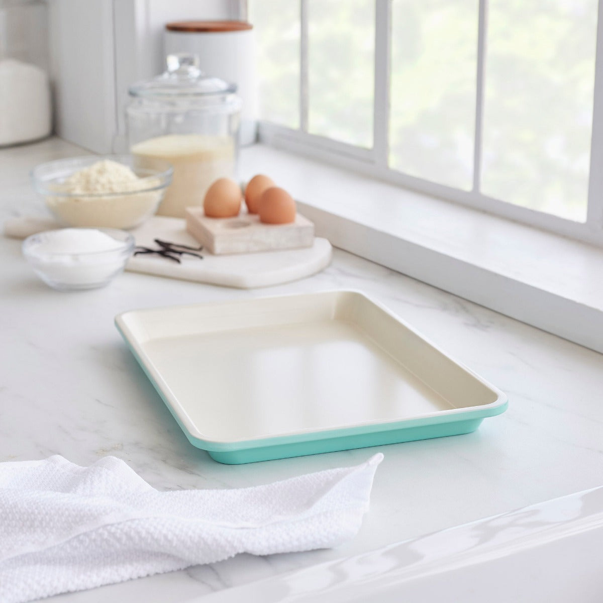 GreenLife Ceramic Nonstick 13 x 9 Cookie Sheet Set - Image 3