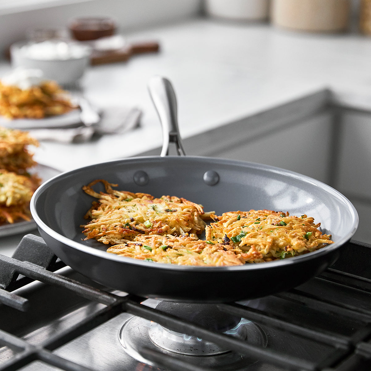 Swift Ceramic Nonstick 8 Frypan - Image 3