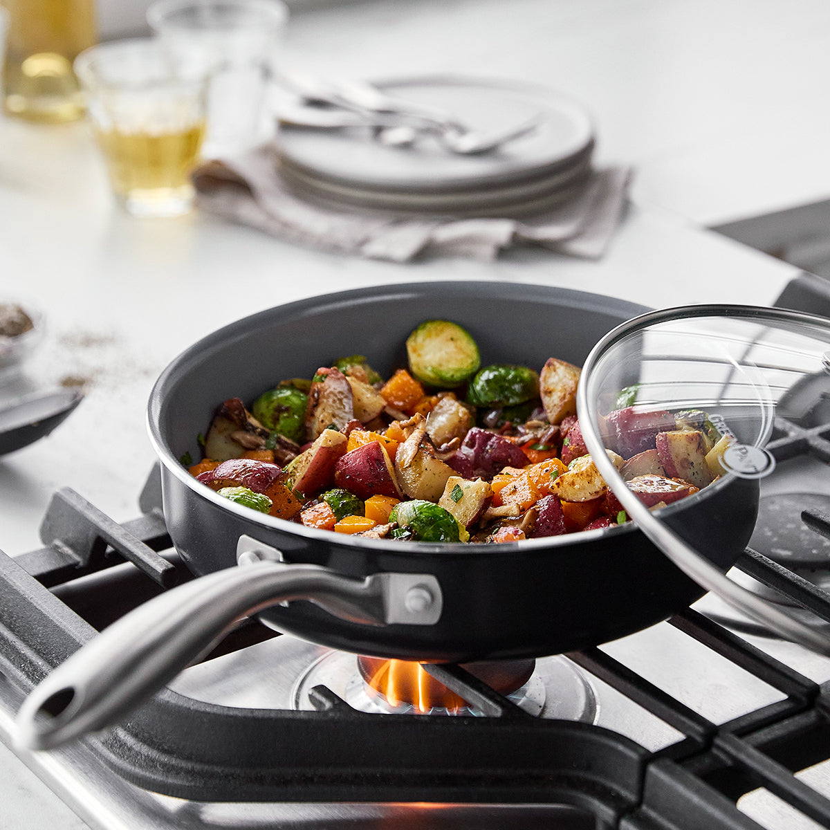 Swift Ceramic Nonstick 12-Piece Cookware Set - Image 6