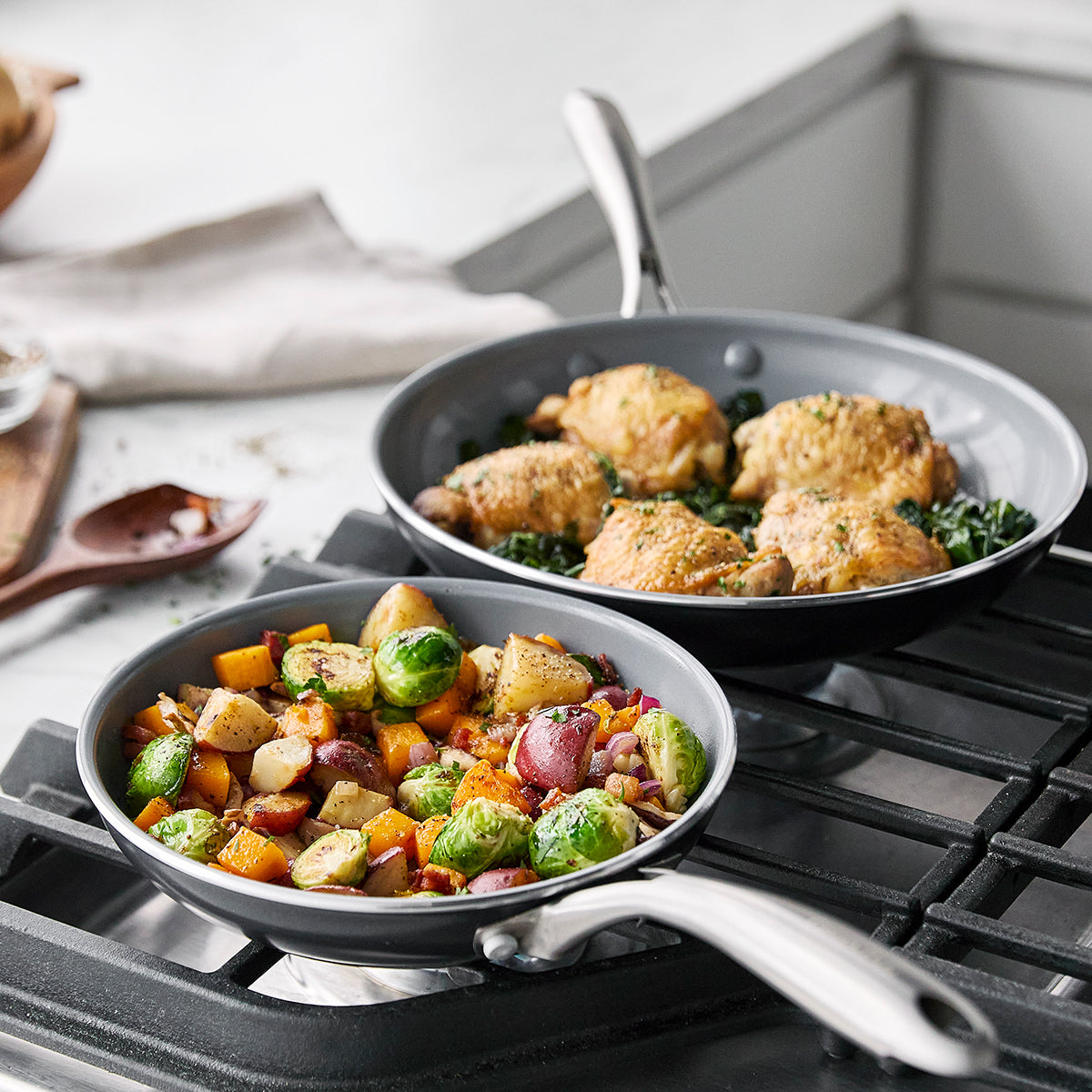 Swift Ceramic Nonstick 12-Piece Cookware Set - Image 3