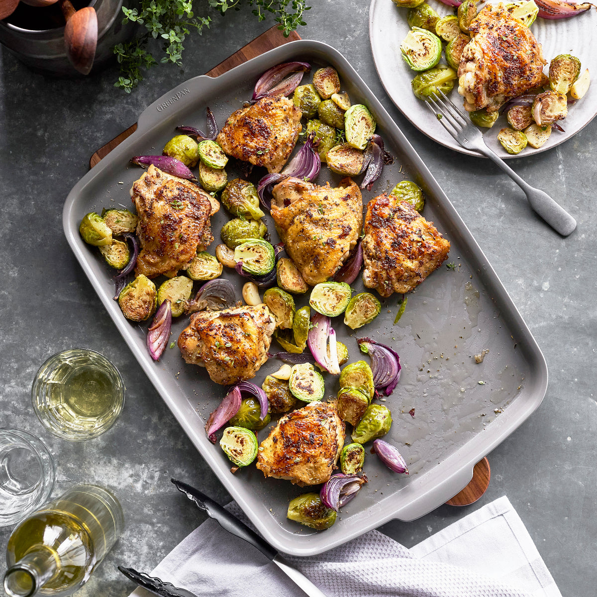 Premiere Ovenware Ceramic Nonstick 18 x 13 Half Sheet Pan | Gray - Image 9