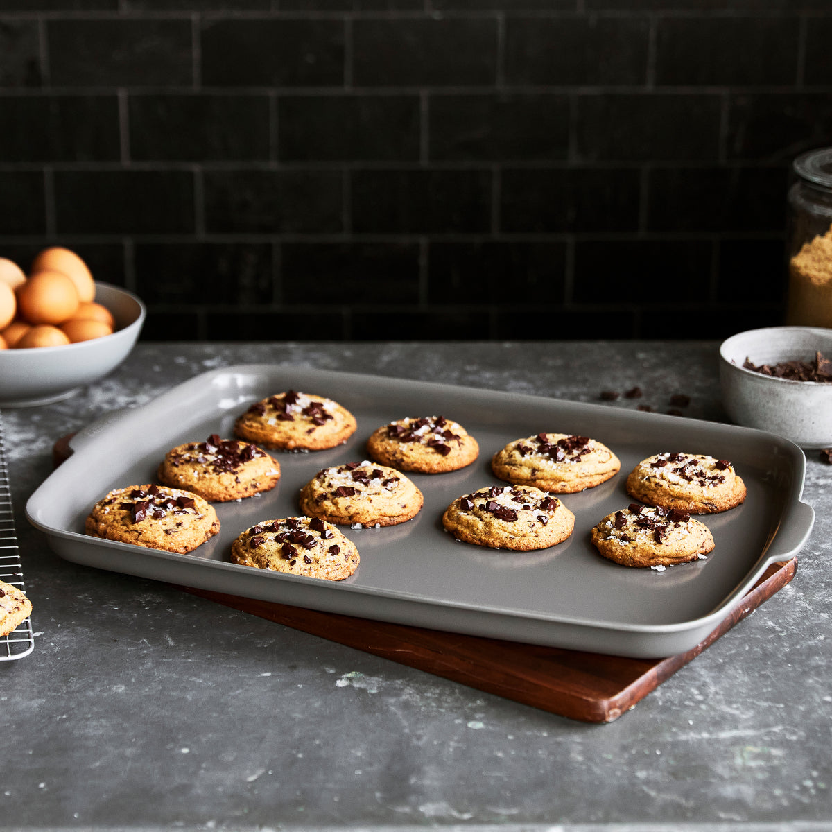 Premiere Ovenware Ceramic Nonstick 18 x 13 Half Sheet Pan Set | Gray - Image 9