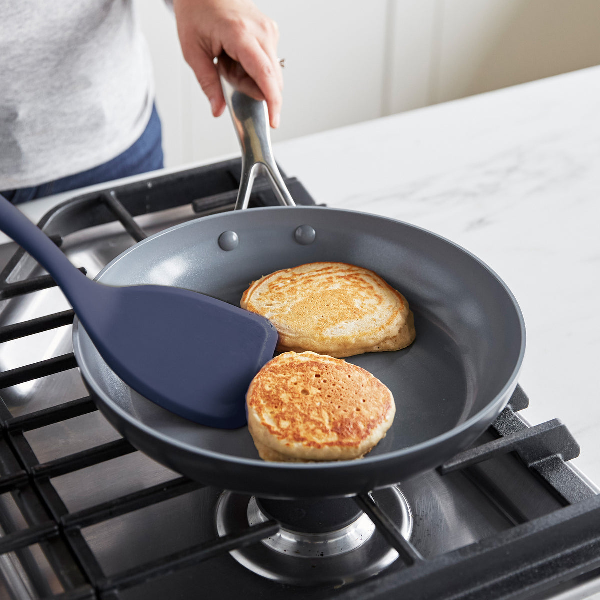 Platinum Silicone Solid Turner | Navy - Image 5