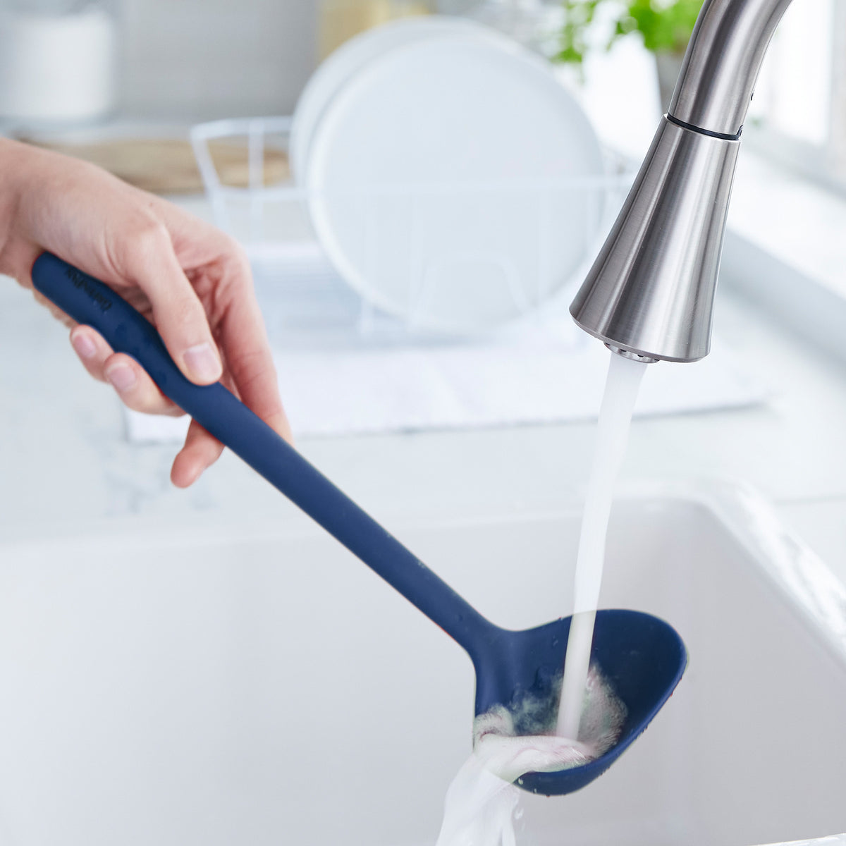 Platinum Silicone Ladle | Navy - Image 6