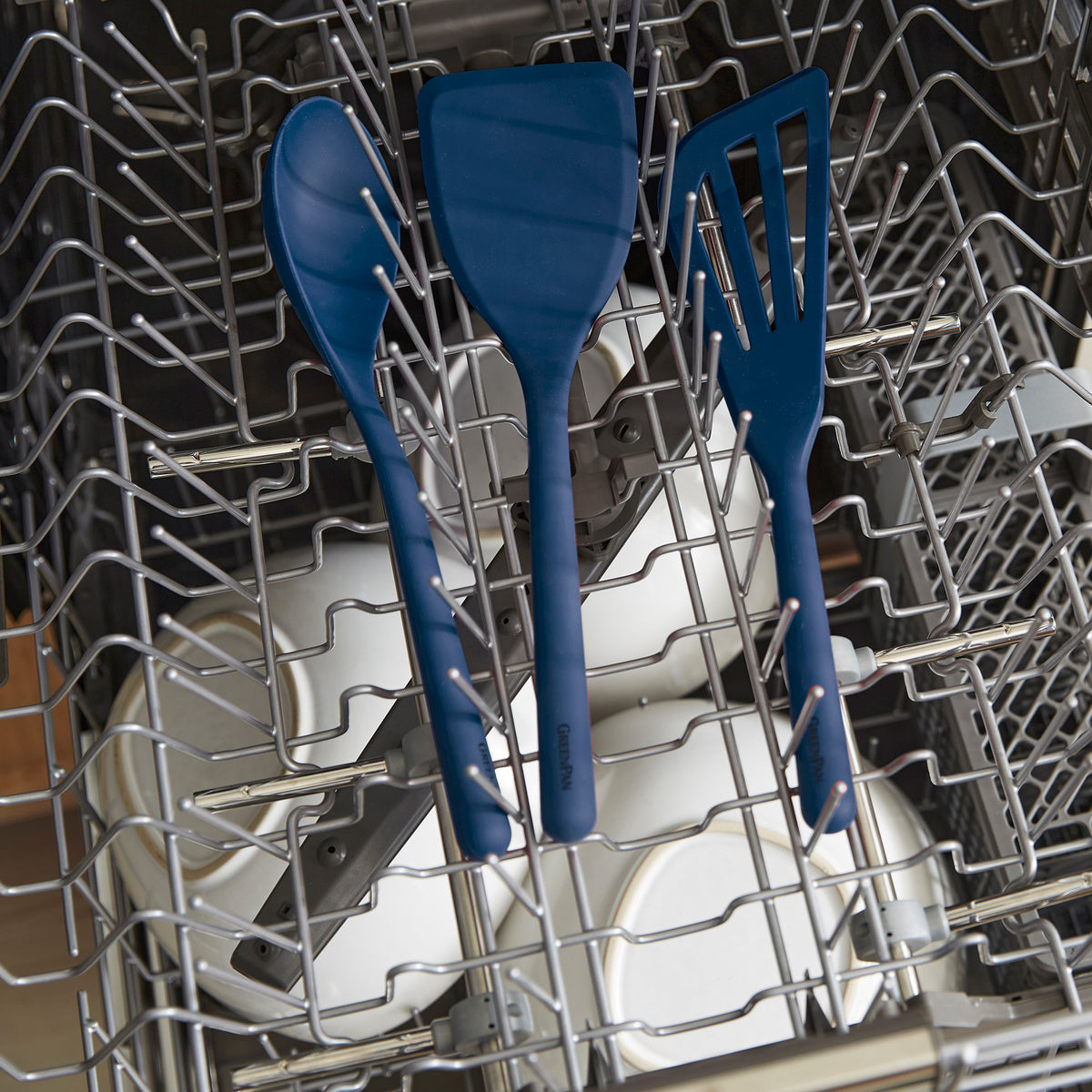 Platinum Silicone Whisk | Navy - Image 5