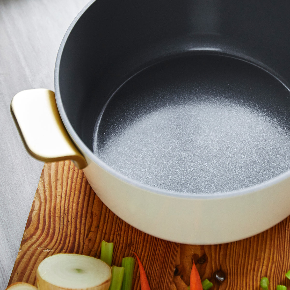 Stanley Tucci™ Ceramic Nonstick 6.5-Quart Dutch Oven | Carrara White - Image 9