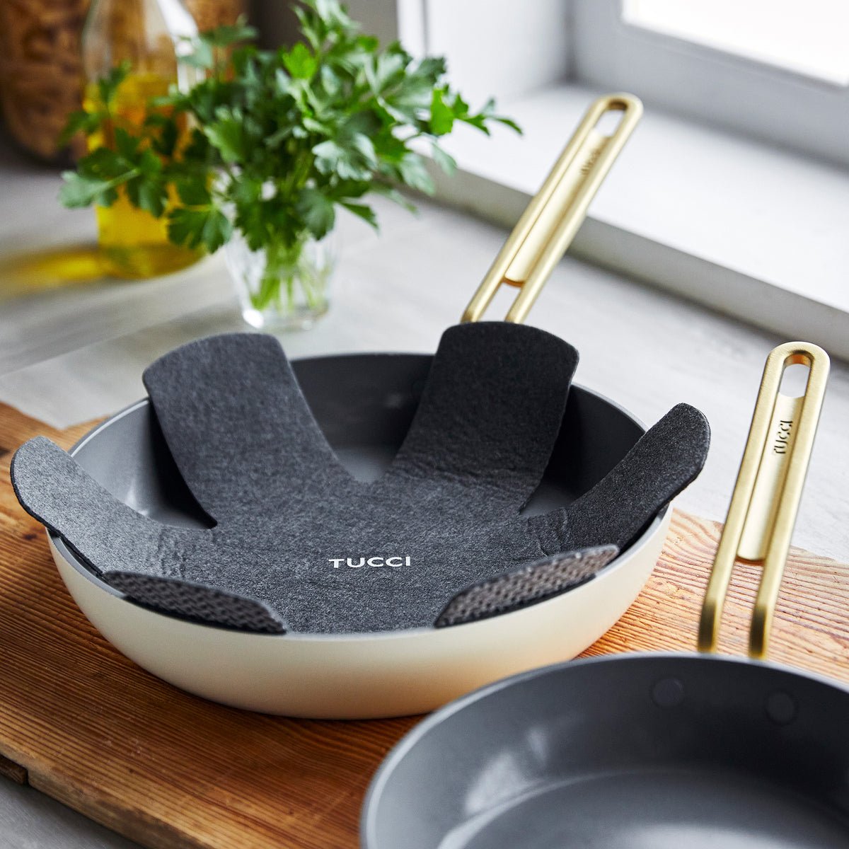 Stanley Tucci™ Ceramic Nonstick 4-Piece Frypan Set | Carrara White - Image 11