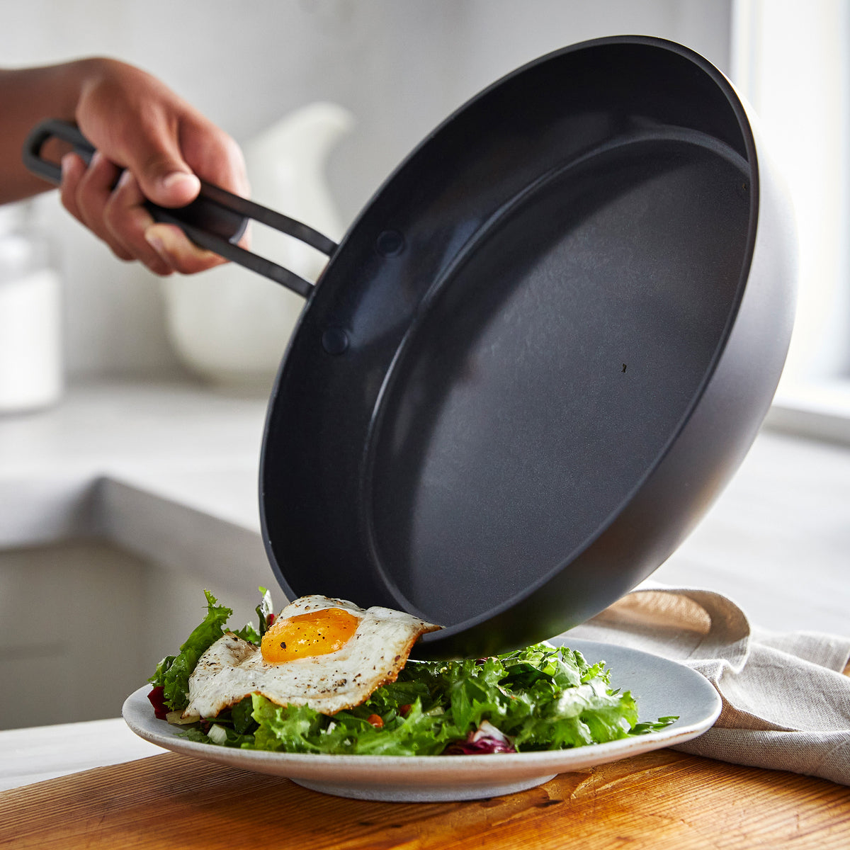 Stanley Tucci™ Ceramic Nonstick 11-Piece Cookware Set | Milano Black - Image 4