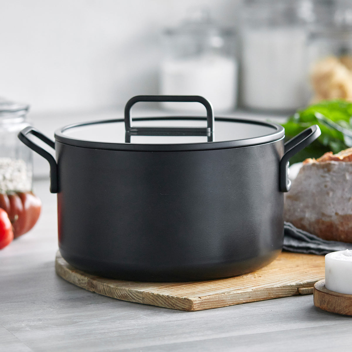 Stanley Tucci™ Ceramic Nonstick 11-Piece Cookware Set | Milano Black - Image 7