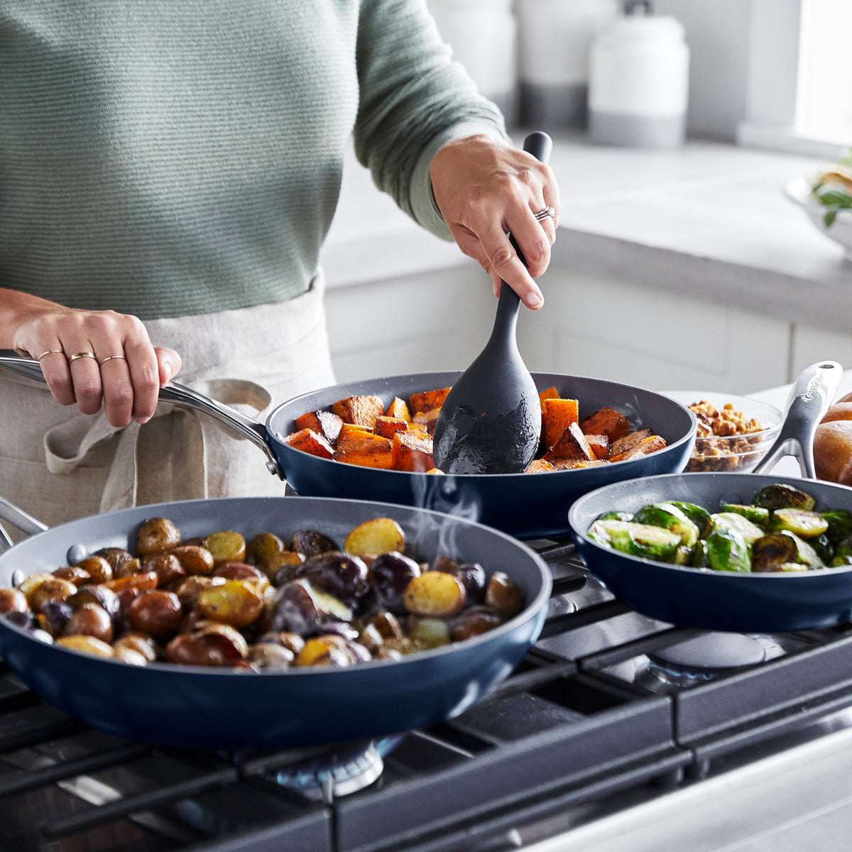 Valencia Pro Ceramic Nonstick 8. 9.5. and 11 Frypan Set | Twilight - Image 4