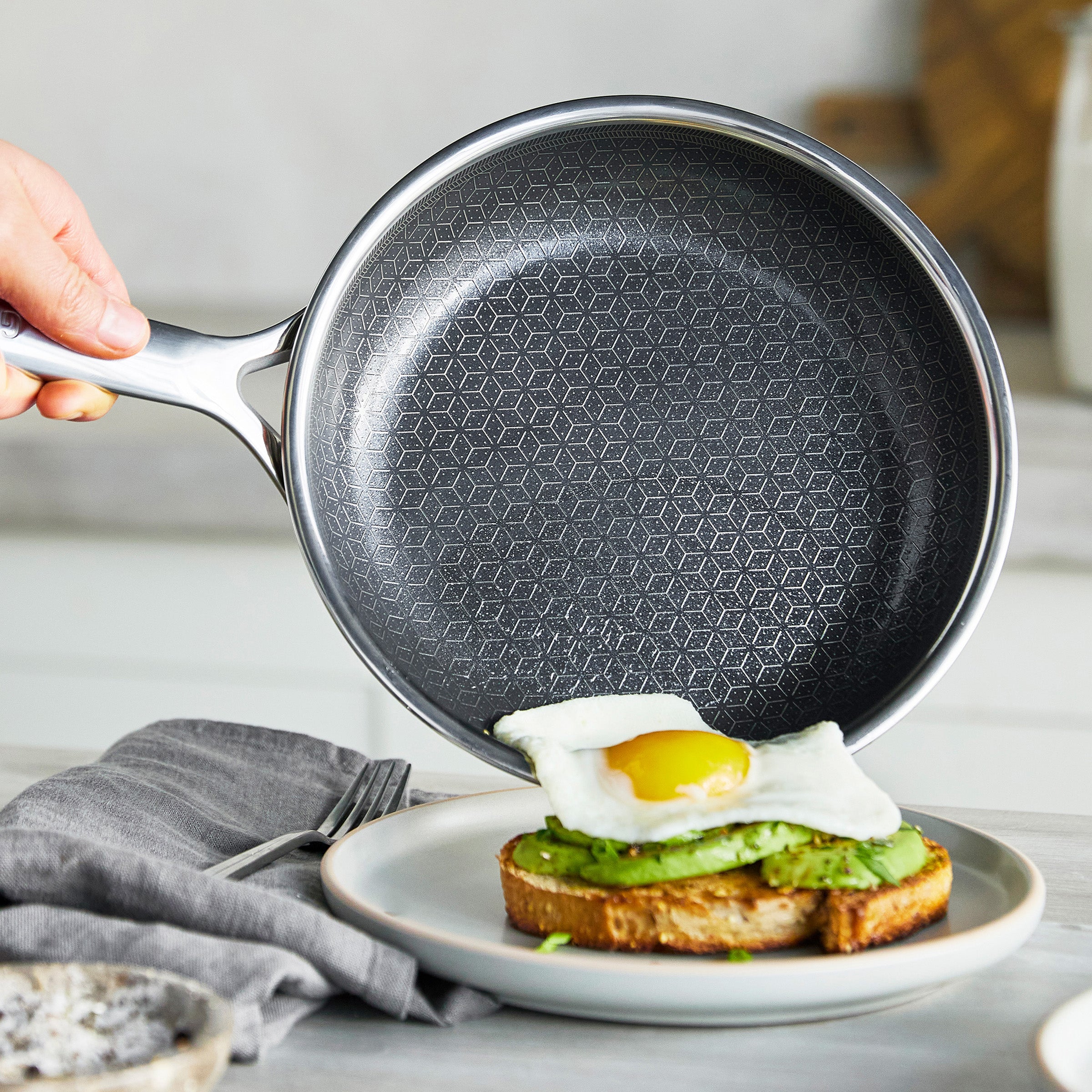 Spectra Thermobond Hybrid Ceramic Nonstick 8 Frypan - Image 5