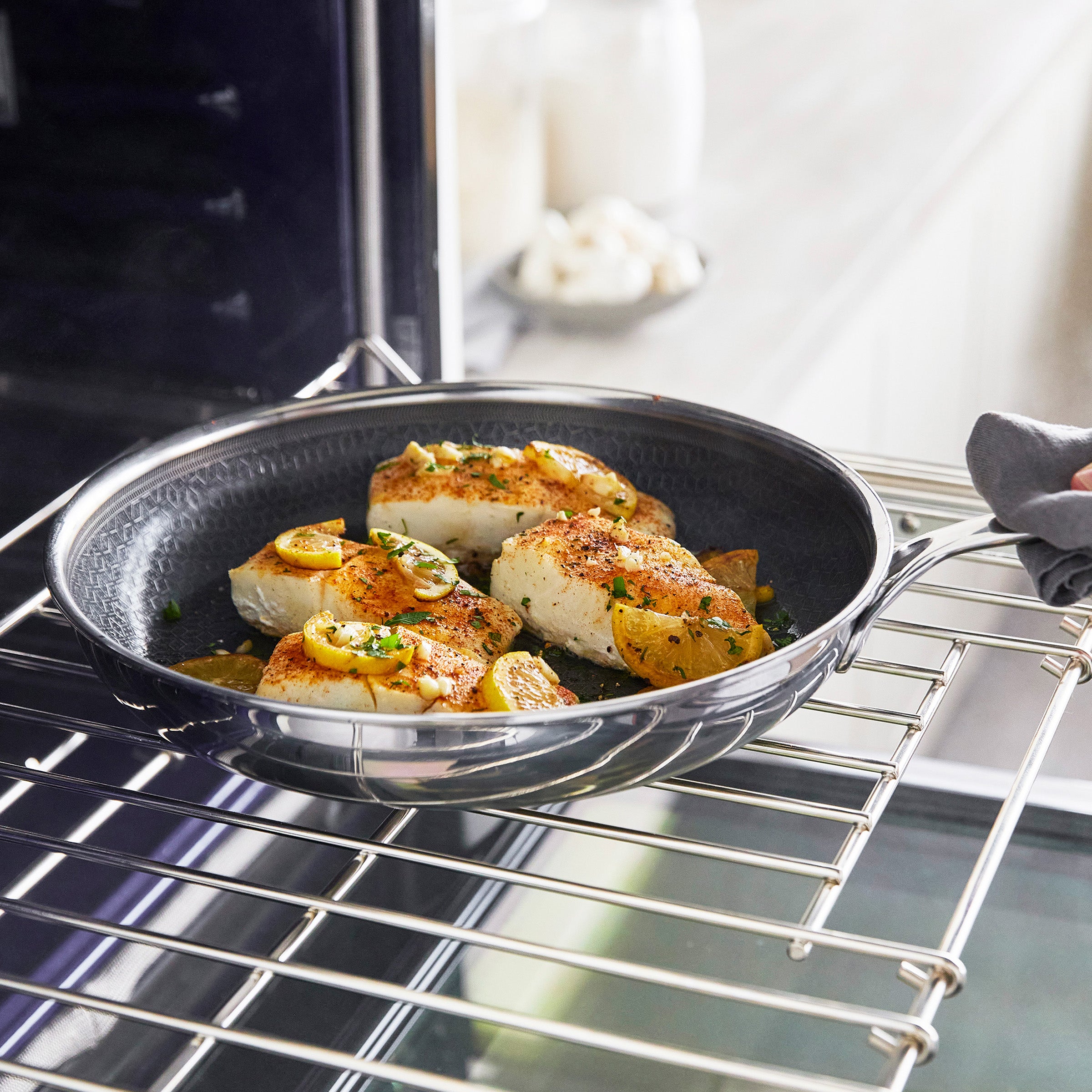 Spectra Thermobond Hybrid Ceramic Nonstick 12-Piece Cookware Set - Image 13