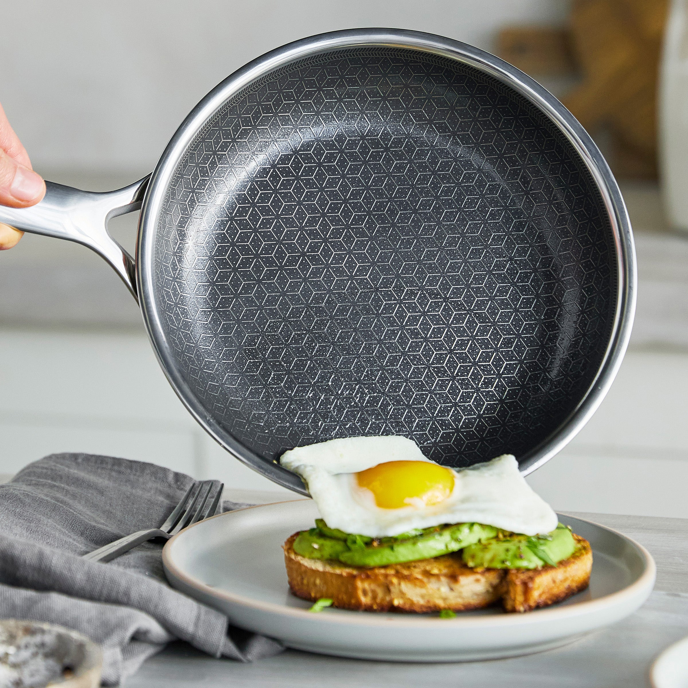 Spectra Thermobond Hybrid Ceramic Nonstick 12-Piece Cookware Set - Image 6