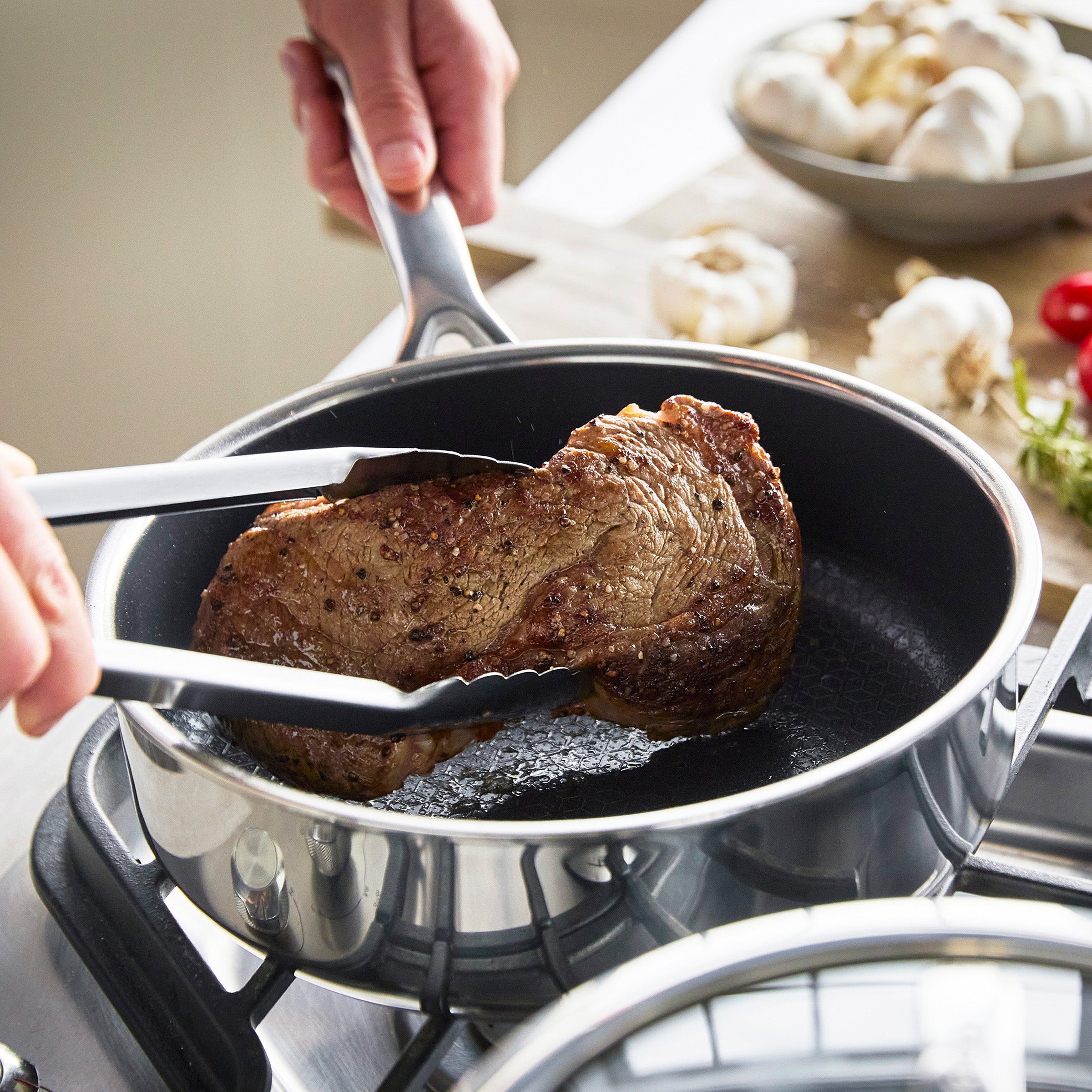 Spectra Thermobond Hybrid Ceramic Nonstick 12-Piece Cookware Set - Image 8