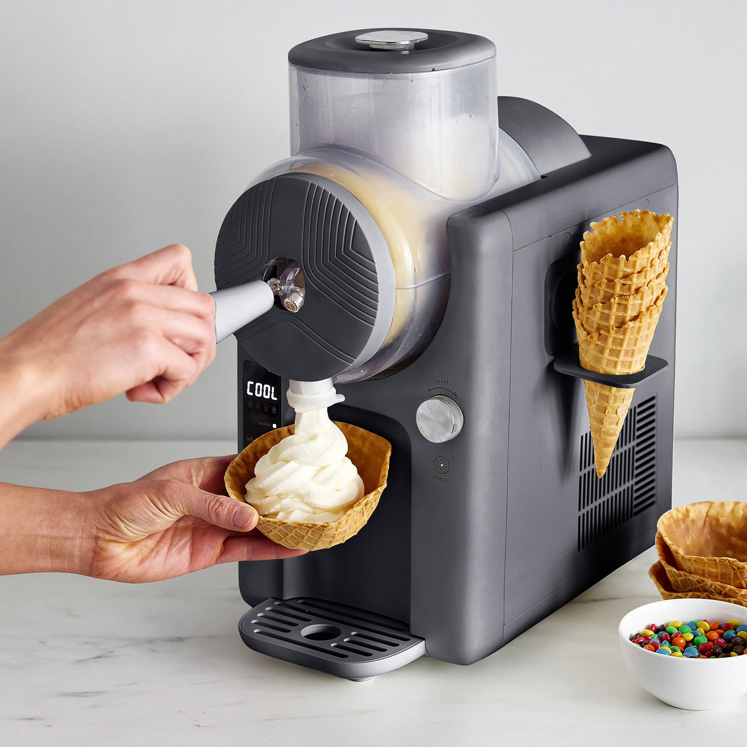 Frost Classic 15-in-1 Ice Cream & Frozen Drink Maker | Licorice - Image 7