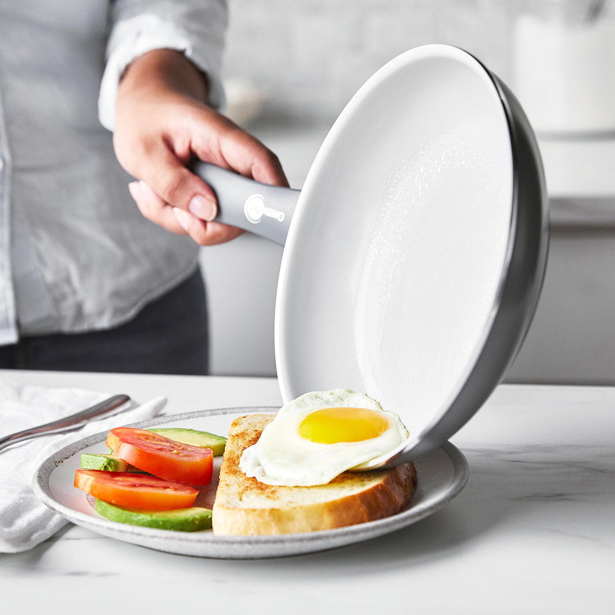 Dover Ceramic Nonstick 8 Frypan - Image 3