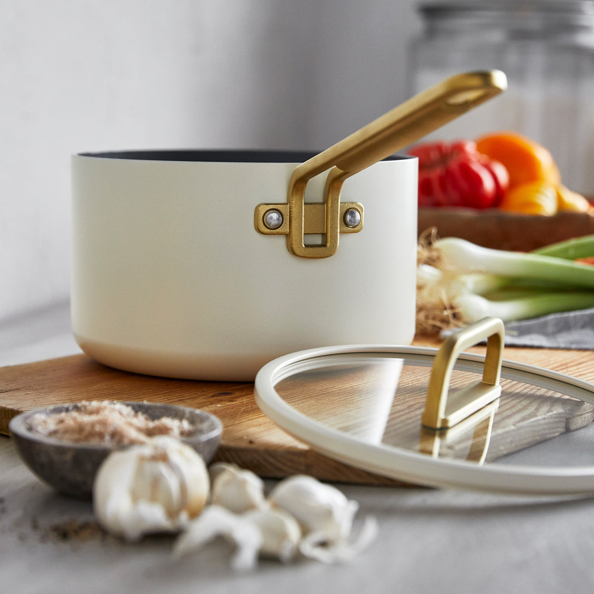Stanley Tucci™ Ceramic Nonstick 4-Piece Saucepan Set | Carrara White - Image 5