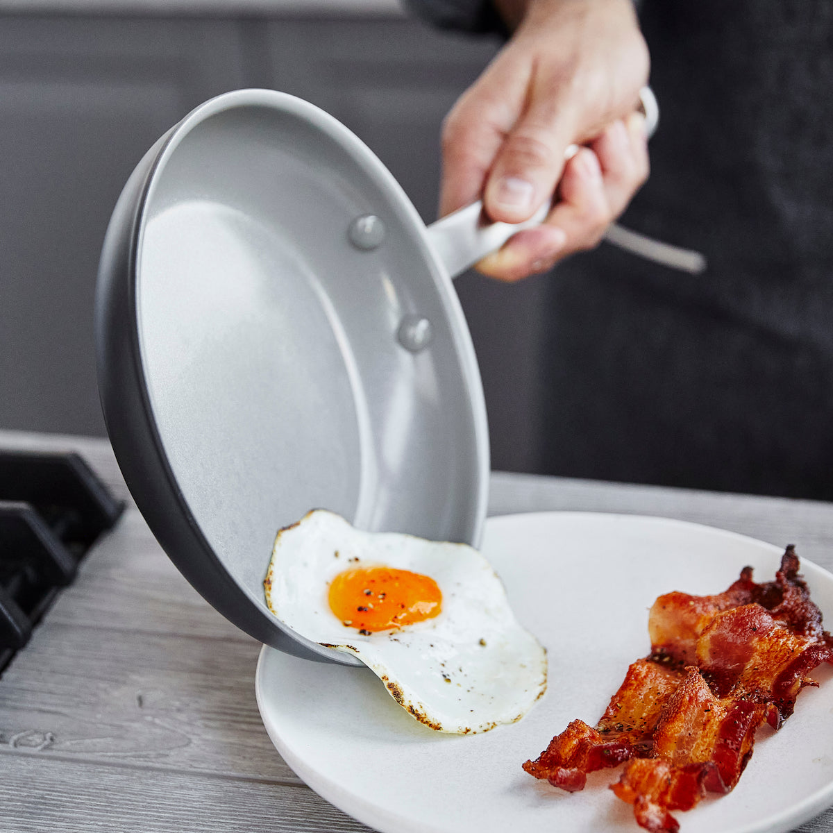 Chatham Ceramic Nonstick 8 and 10 Frypan Set - Image 8