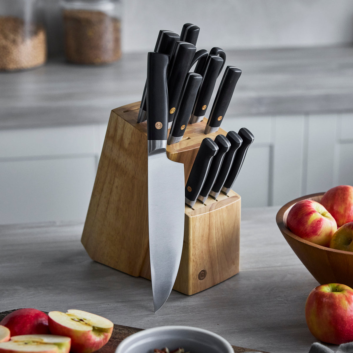Elite Cutlery 13-Piece Knife Block Set with Black Handles - Image 4