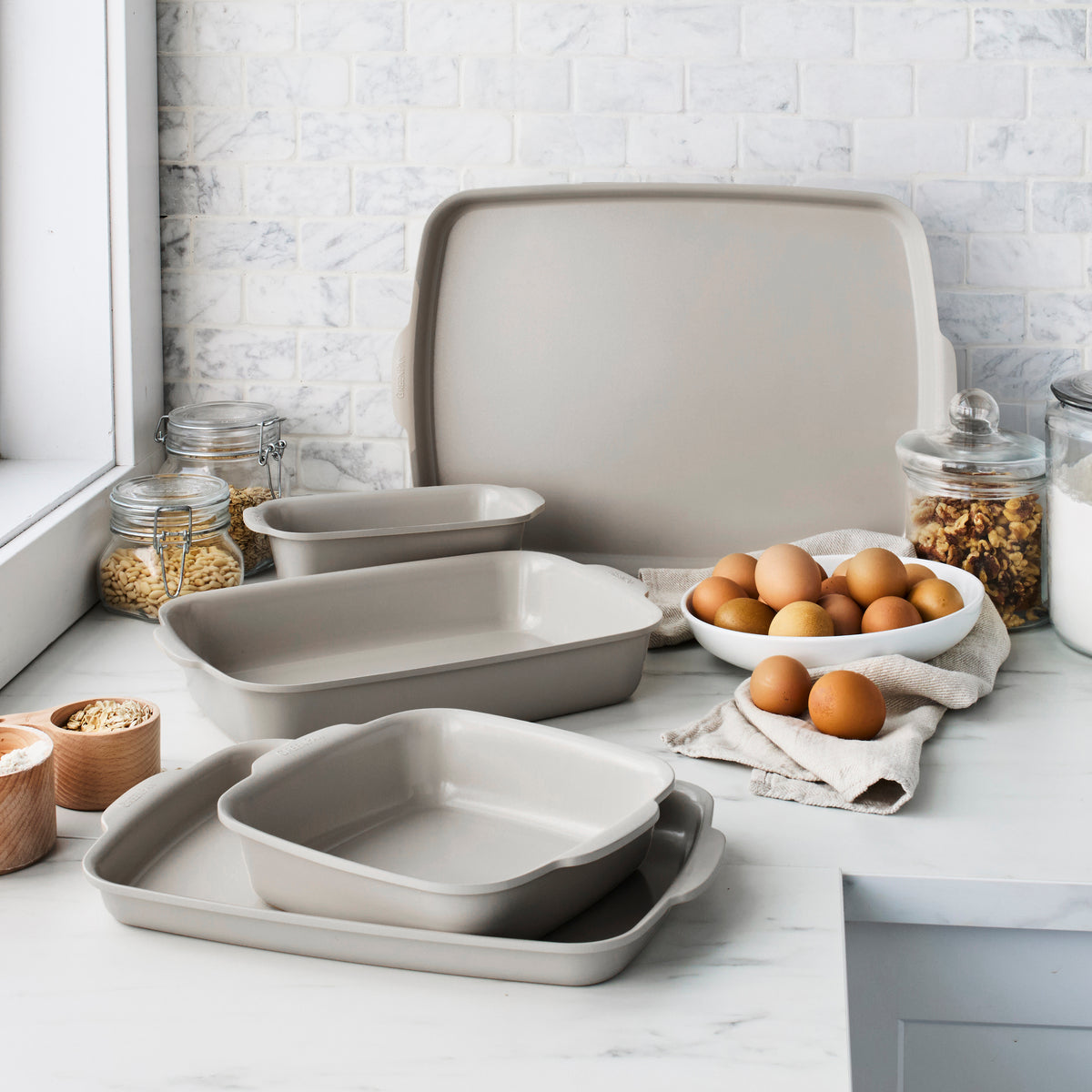 Valencia Pro and Premiere Ovenware 24-Piece Set | Taupe - Image 4