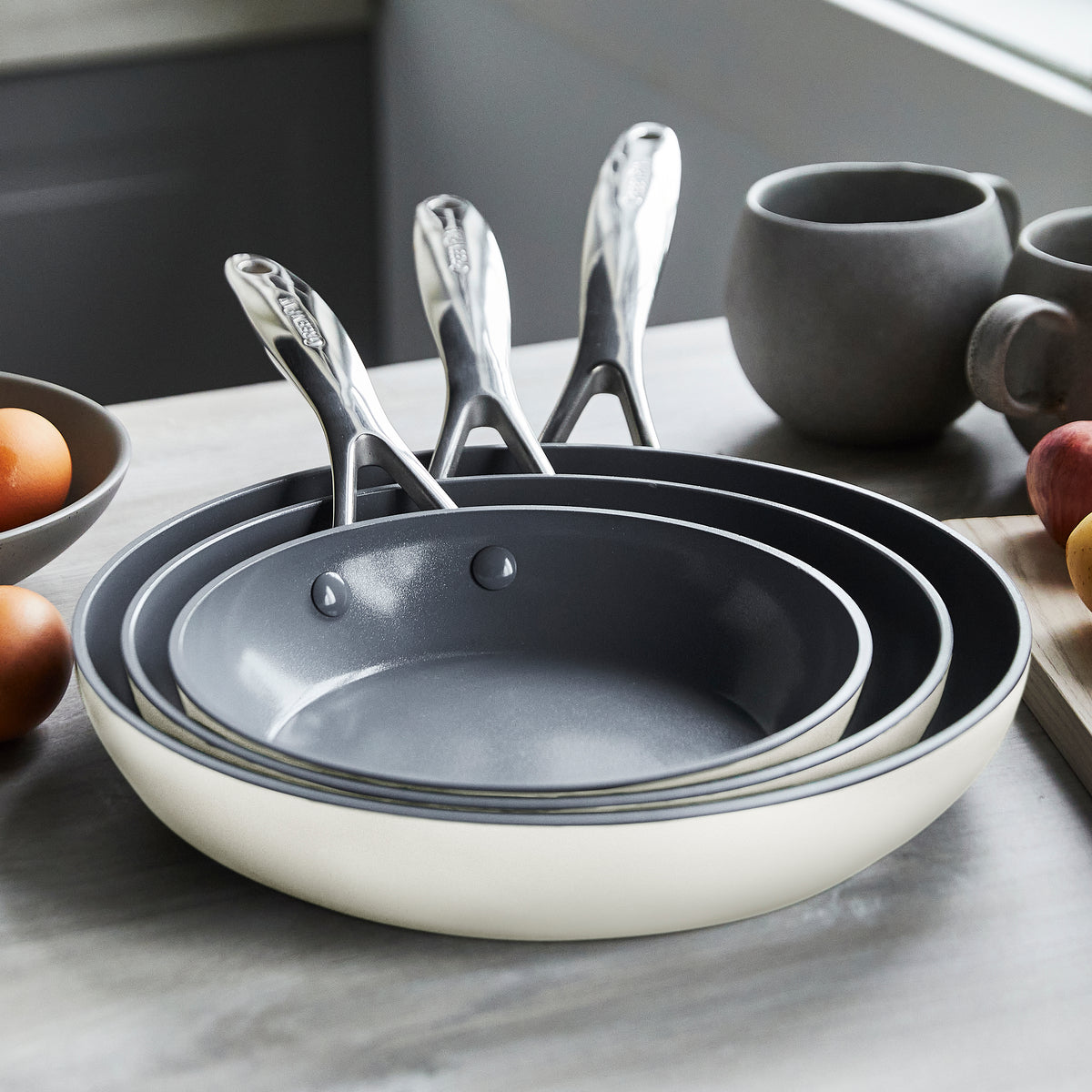 Valencia Pro Ceramic Nonstick 8. 9.5. and 11 Frypan Set | Cream - Image 9