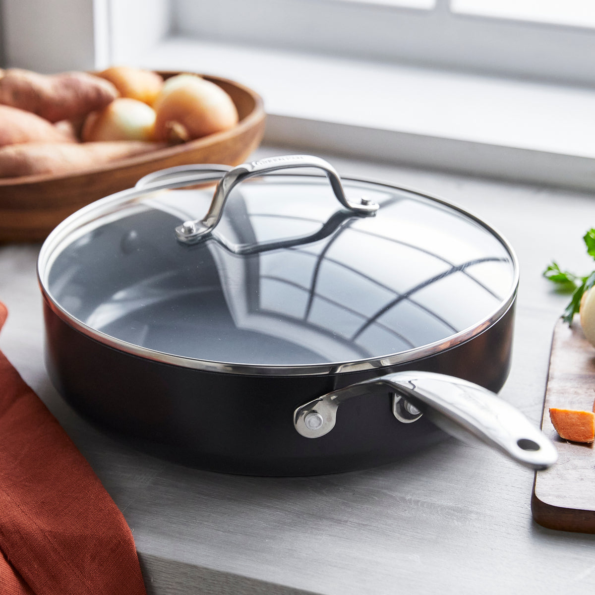 Valencia Pro Ceramic Nonstick 4.5-Quart Sauté Pan with Lid - Image 2
