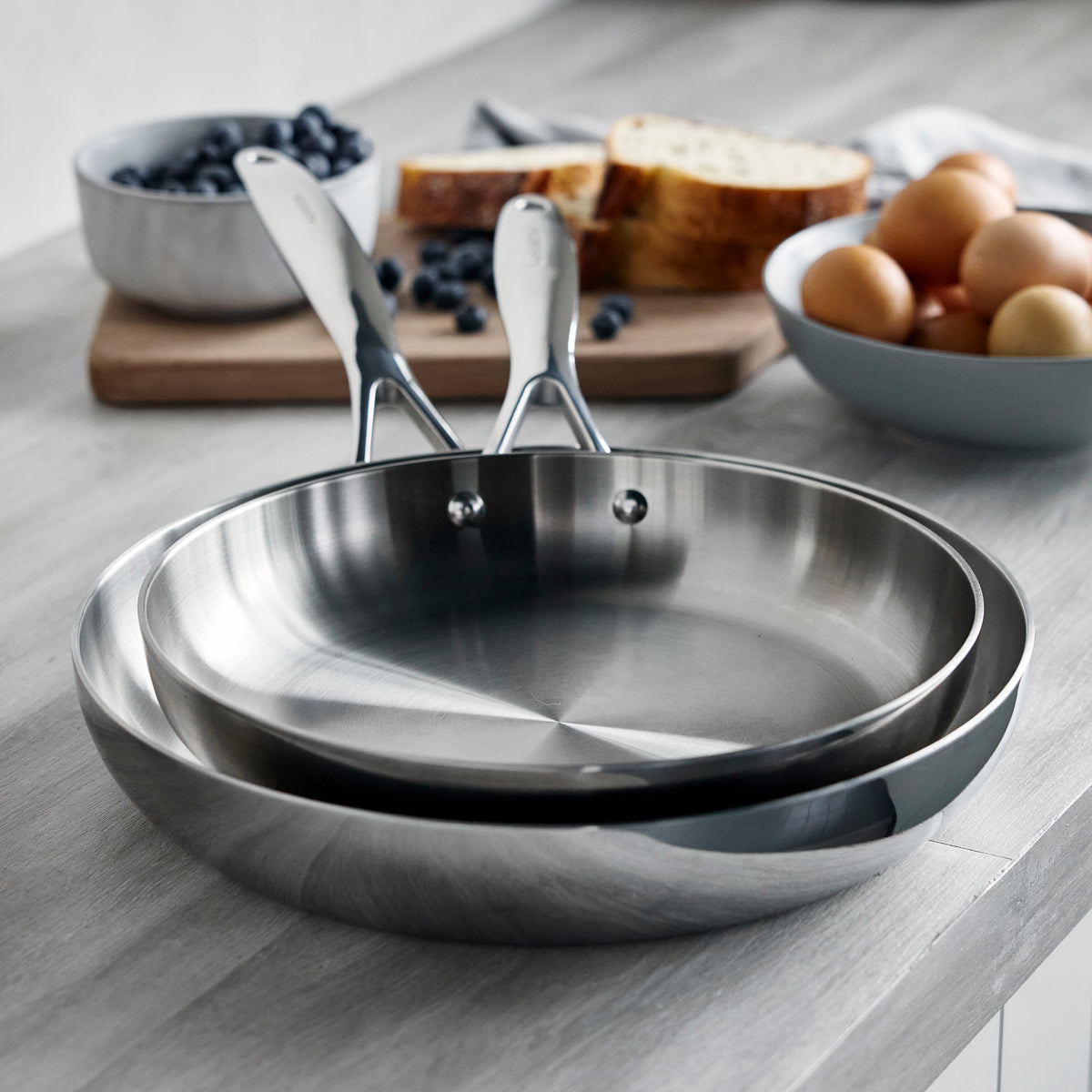 Valencia Pro Stainless Steel Uncoated 10 and 12 Frypan Set - Image 2