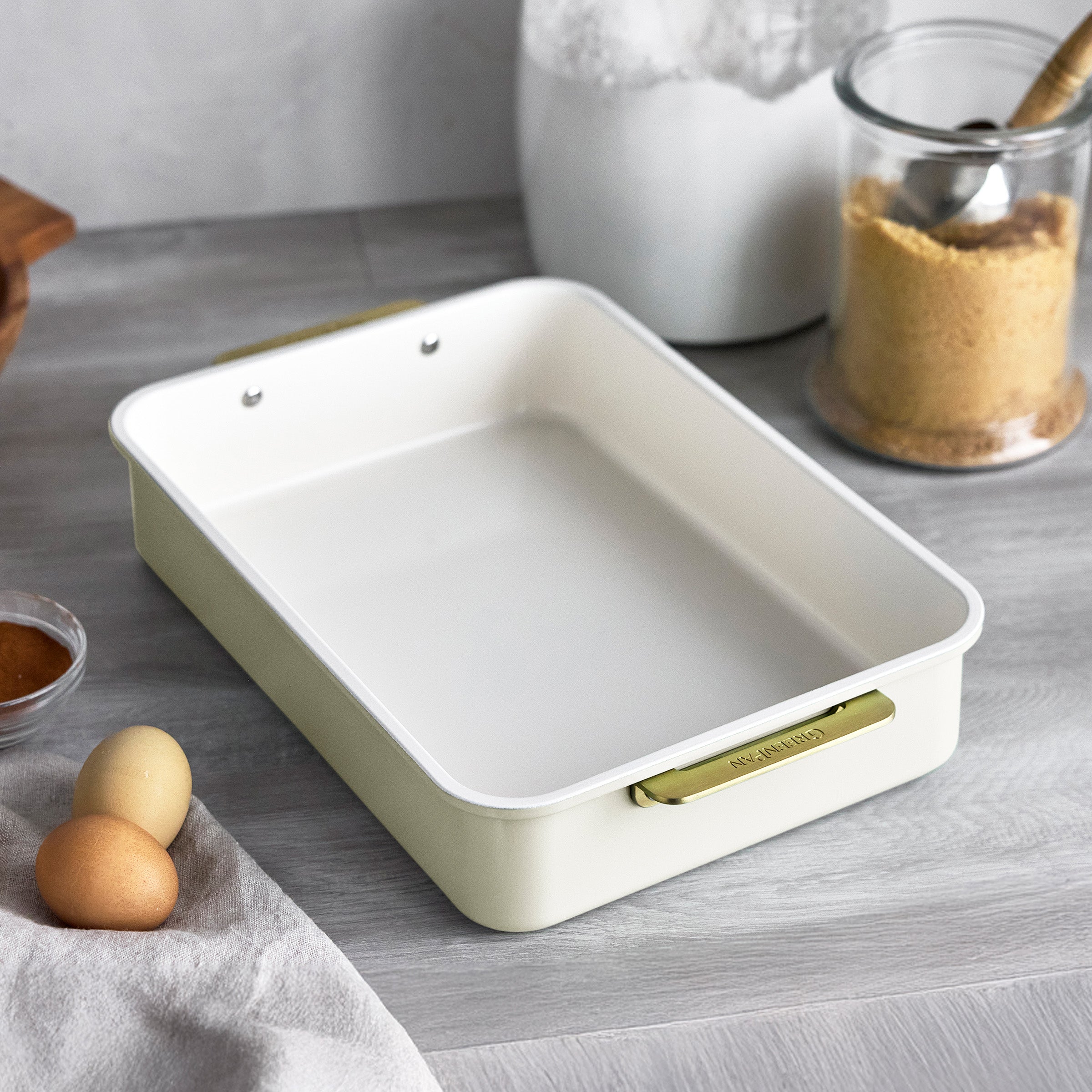 Reserve Bakeware 13 x 9 Rectangular Pan | Cream - Image 2
