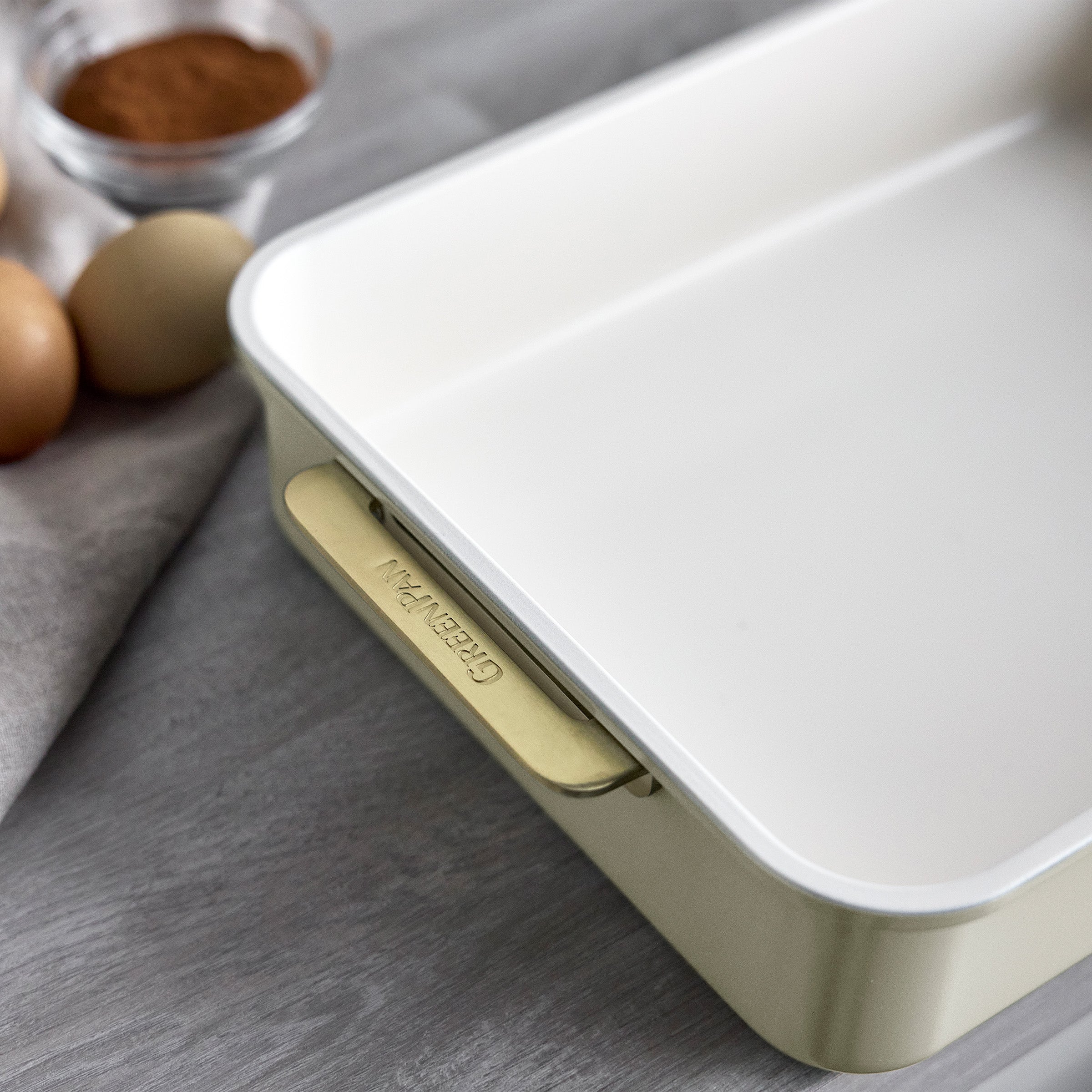 Reserve Bakeware 13 x 9 Rectangular Pan | Cream - Image 6