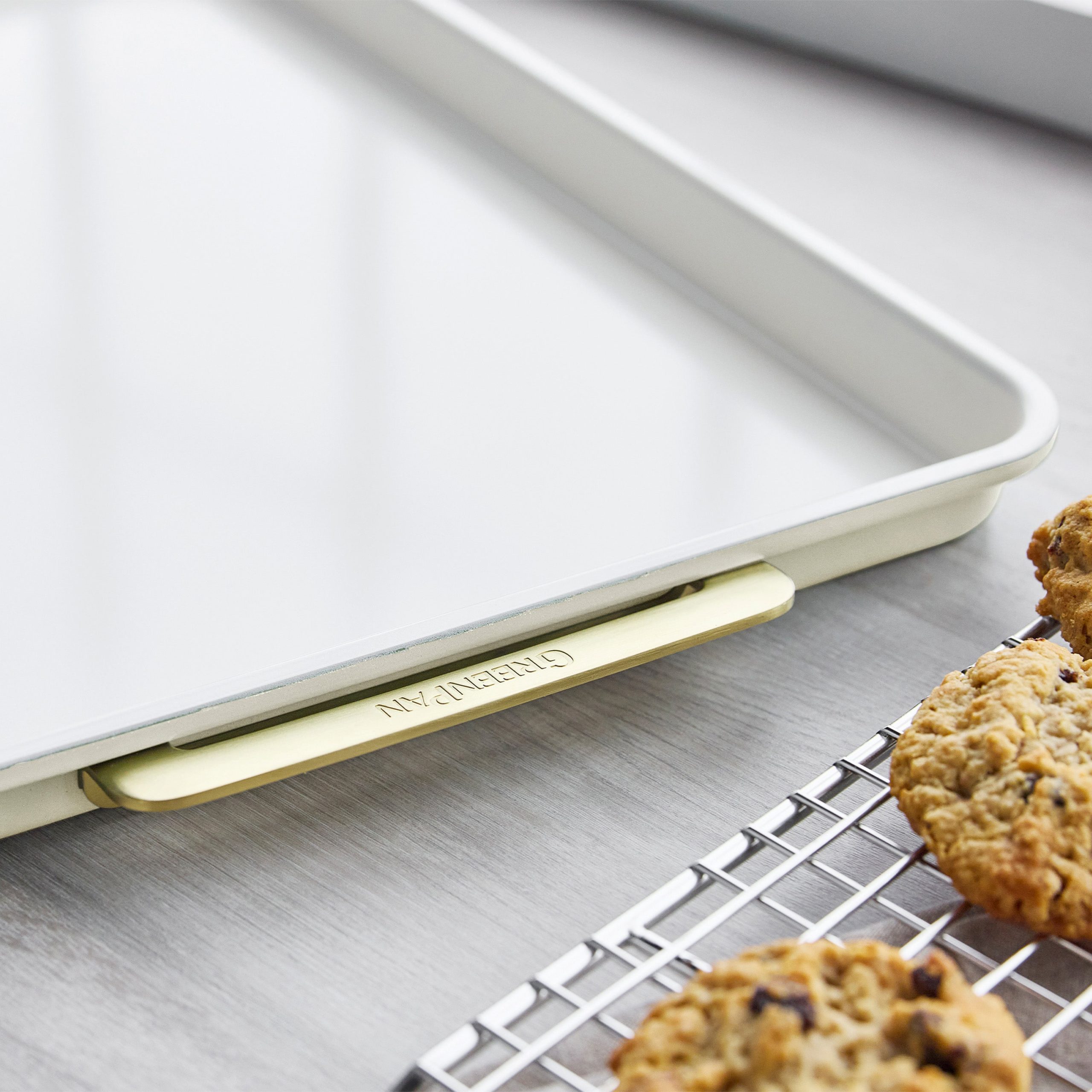 Reserve Bakeware 13 x 18 Half Sheet Pan with Cooling Rack | Cream - Image 4