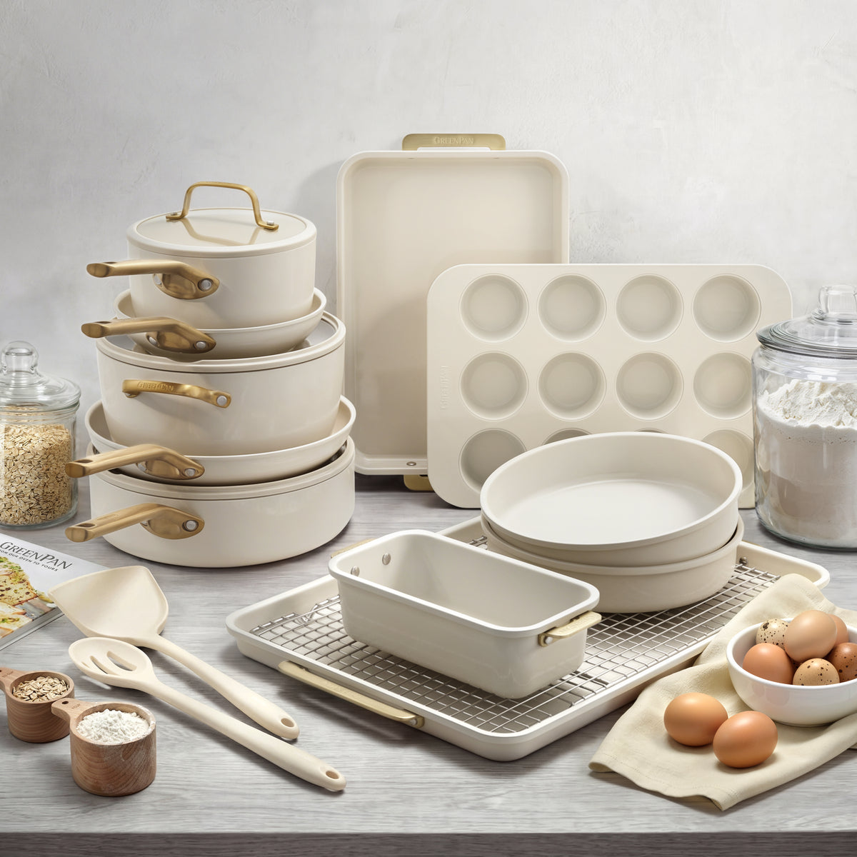 Reserve Pro 18-Piece Cookware & Bakeware Set | Cream - Image 2