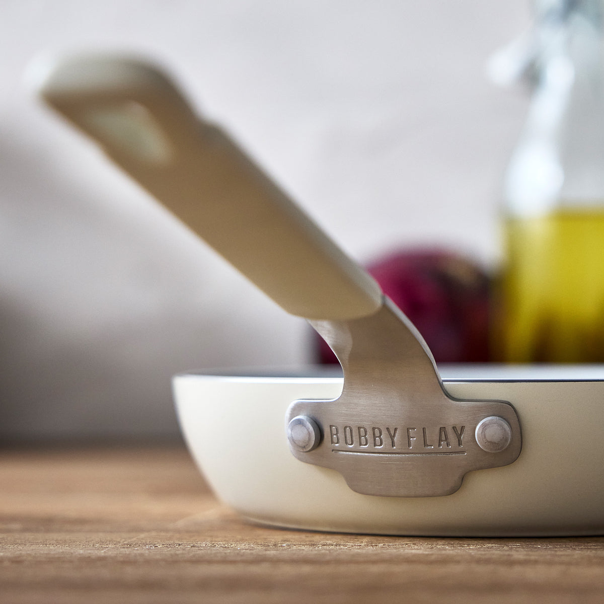 Bobby Flay by GreenPan Kitchen Essentials Ceramic Nonstick Set | Cream - Image 9