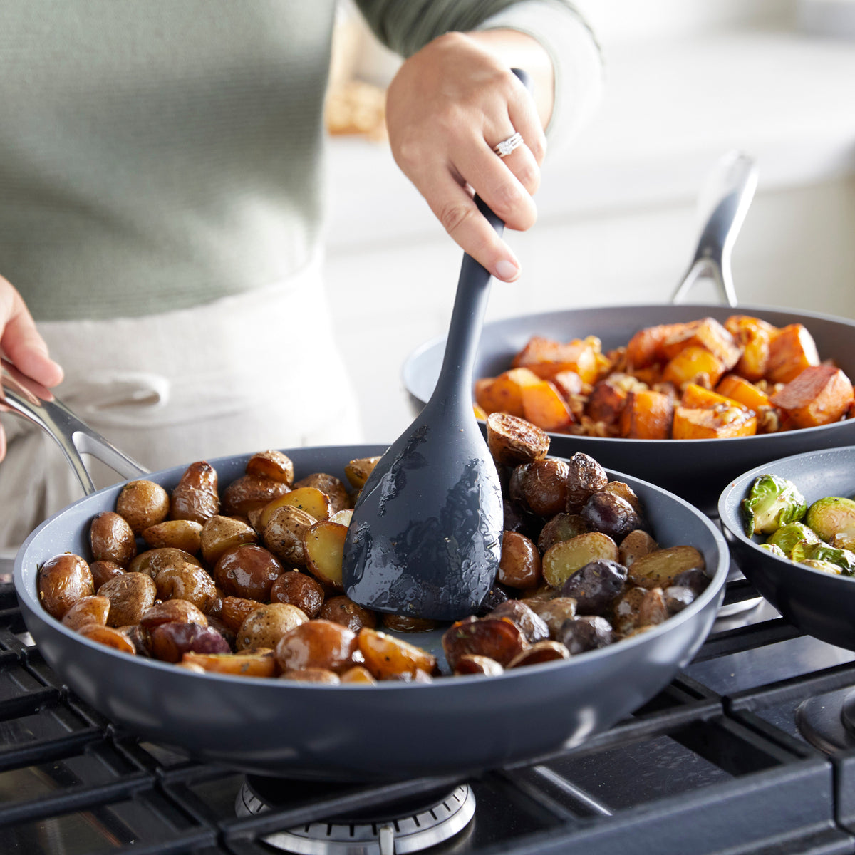 Valencia Pro Ceramic Nonstick 11-Piece Cookware Set | Gray - Image 5