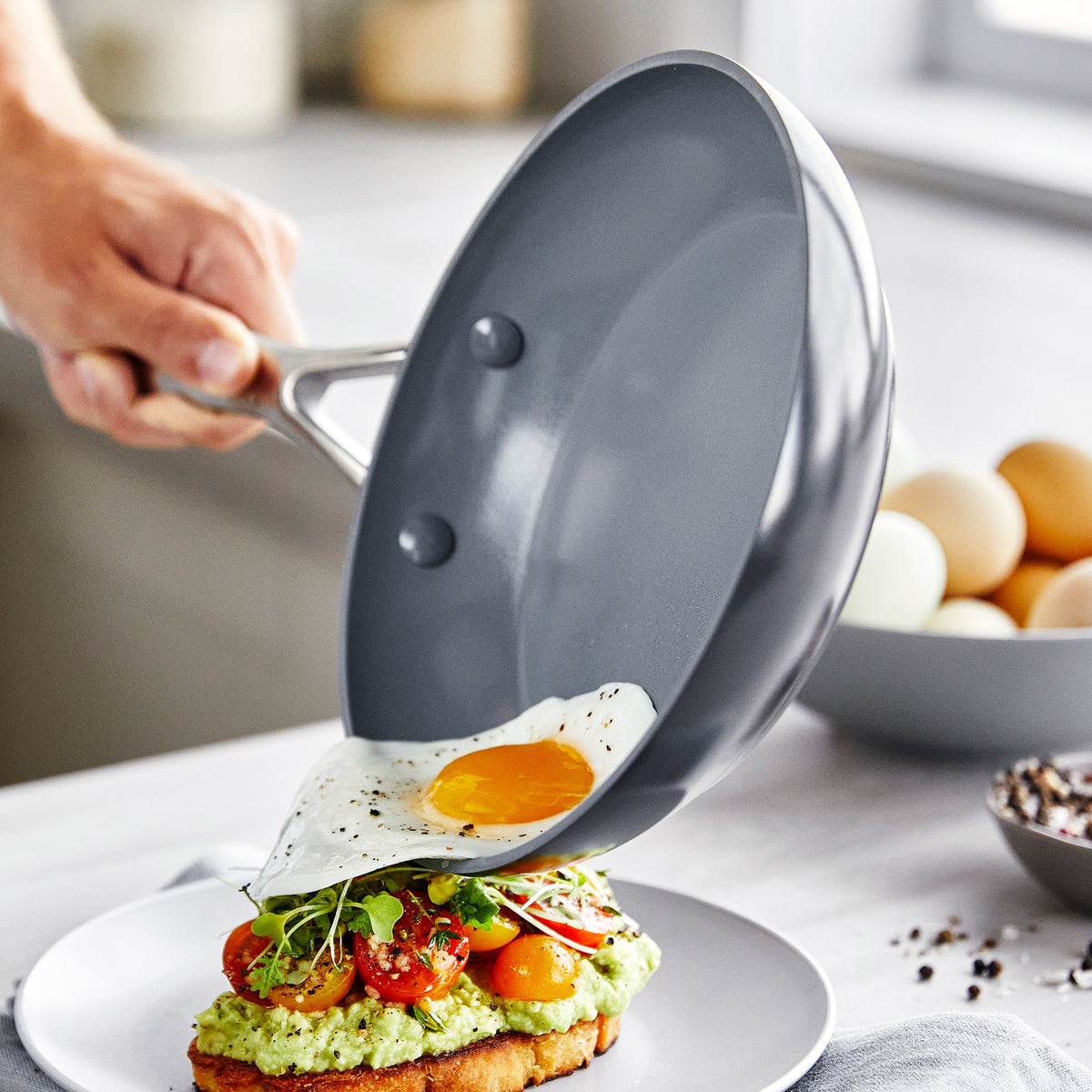 Valencia Pro Ceramic Nonstick 8 Frypan - Image 4