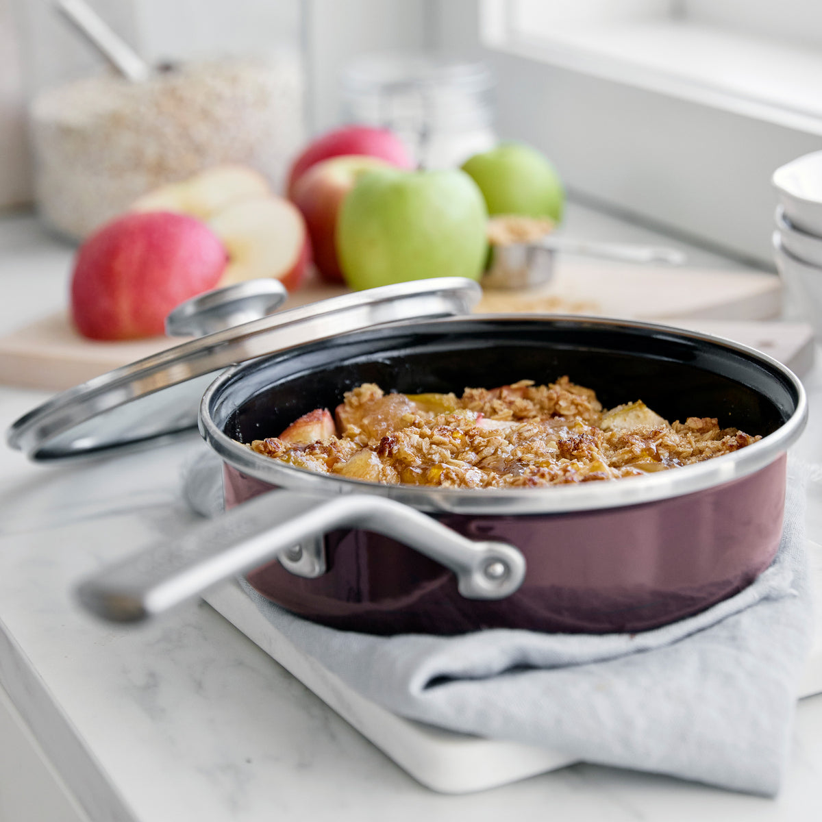 Merten & Storck Steel Core Enameled 2-Quart Sauté Pan with Lid | Chocolate Truffle - Image 3