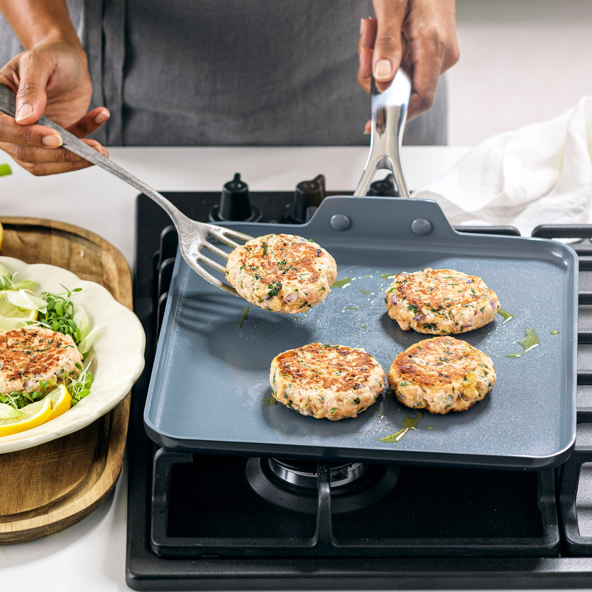 Valencia Pro Ceramic Nonstick 19-Piece Cookware Set | Gray - Image 11