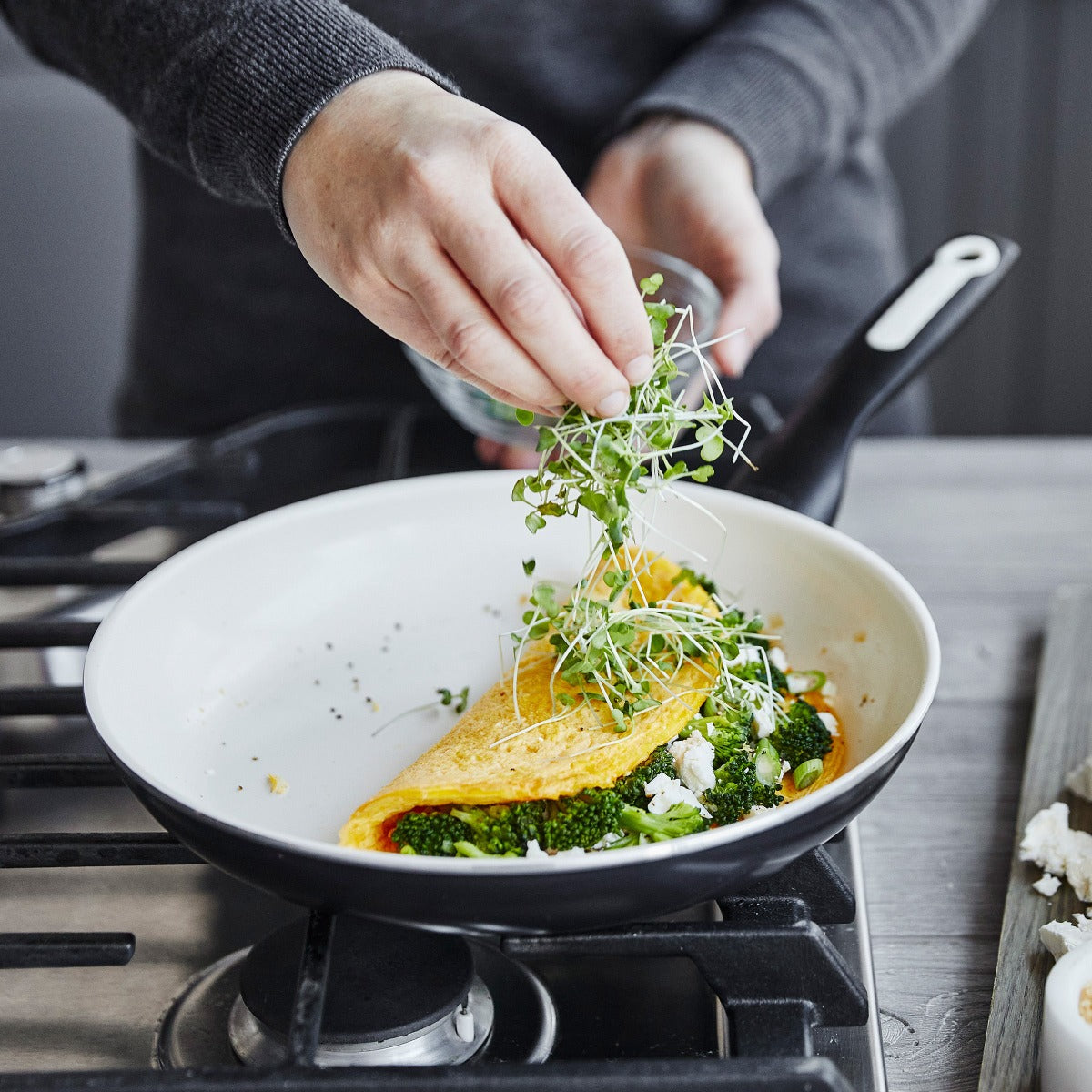 Rio Ceramic Nonstick 7. 9.5 and 11 Frypan Set | Black - Image 6