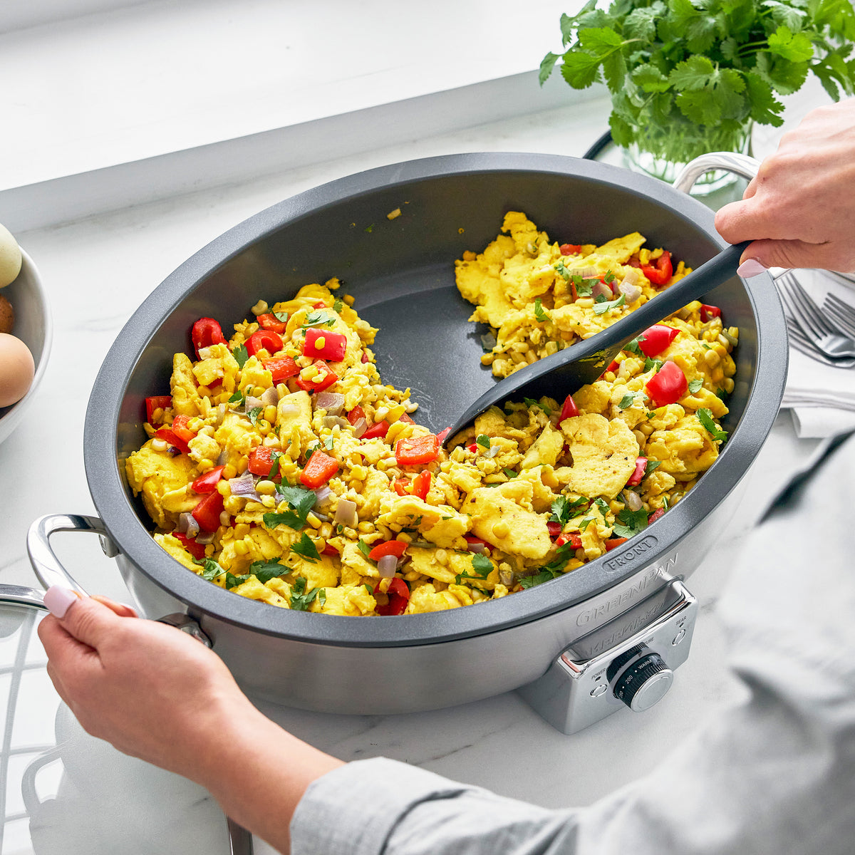 Elite 5.5-Quart Oval Electric Skillet | Premiere Stainless Steel - Image 8