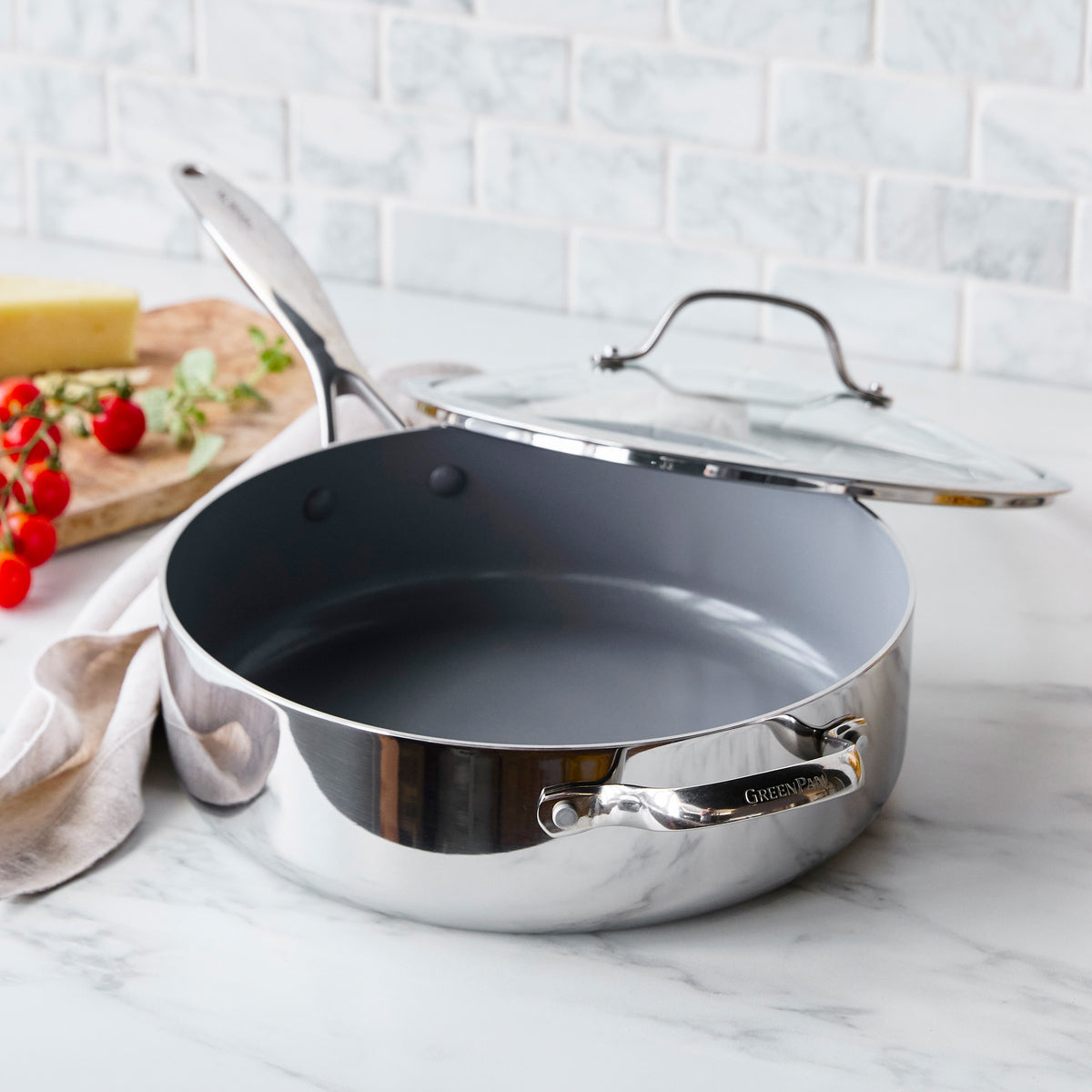 Valencia Pro Stainless Steel 5-Quart Sauté Pan with Lid - Image 7
