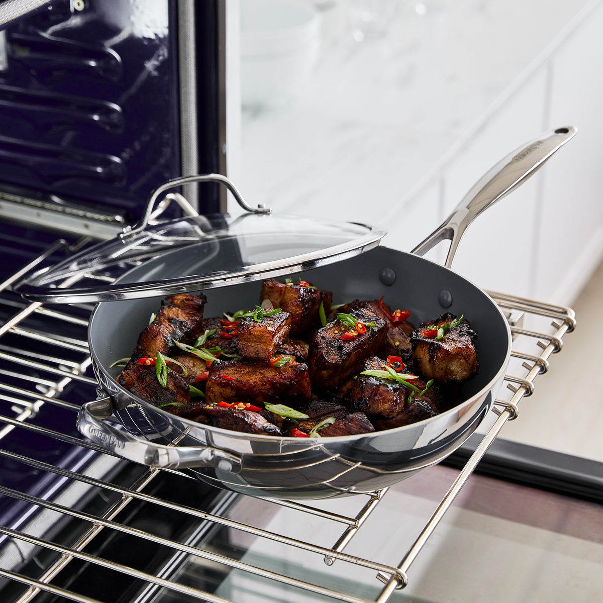 Valencia Pro Stainless Steel 12 Wok with Lid - Image 4