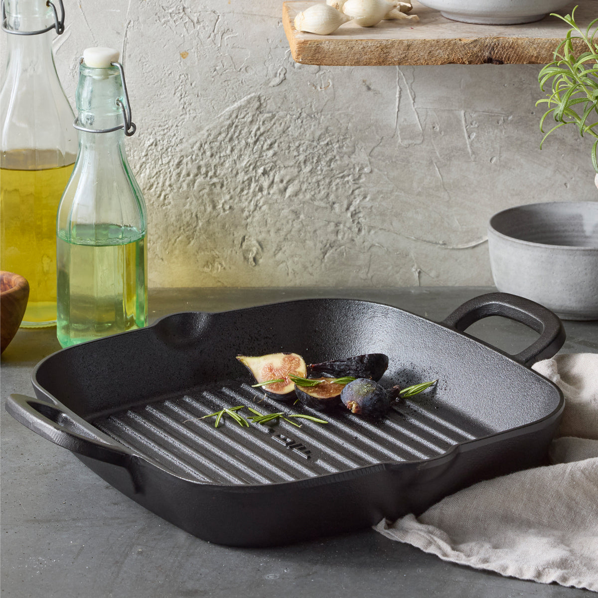 Bobby Flay by GreenPan 11 Cast Iron Square Grill Pan - Image 11