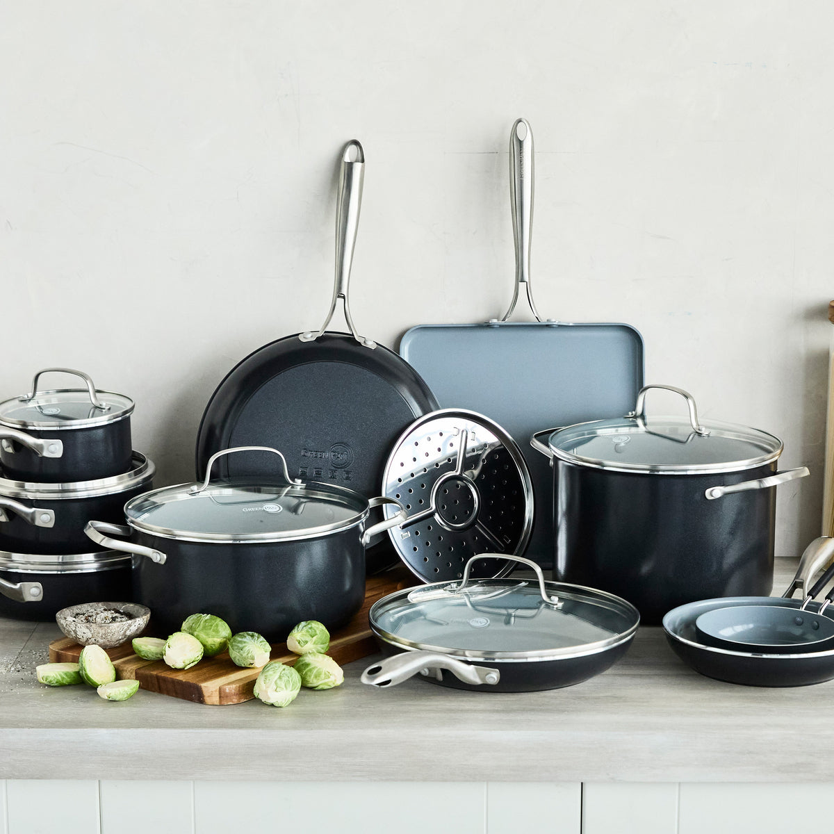 Swift Ceramic Nonstick 17-Piece Cookware Set - Image 2