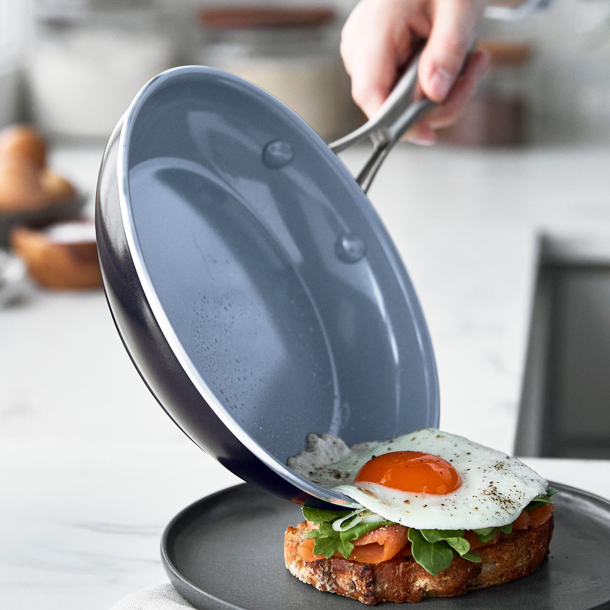 Swift Ceramic Nonstick 17-Piece Cookware Set - Image 5