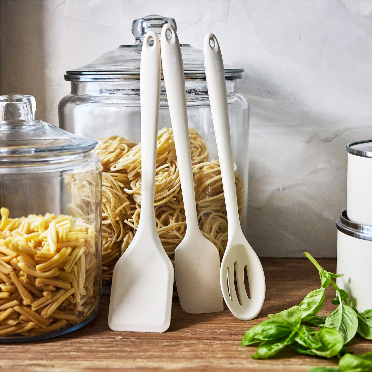 Bobby Flay by GreenPan Professional Ceramic Nonstick 13-Piece Cookware Set | Cream - Image 12