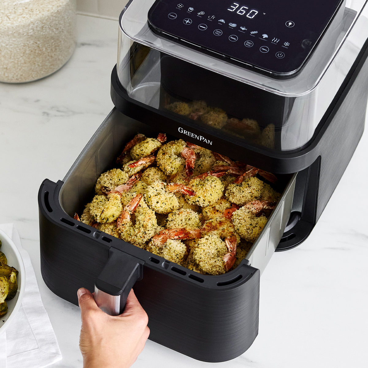 Bistro 7-Quart 360° Clear View Air Fryer - Image 9