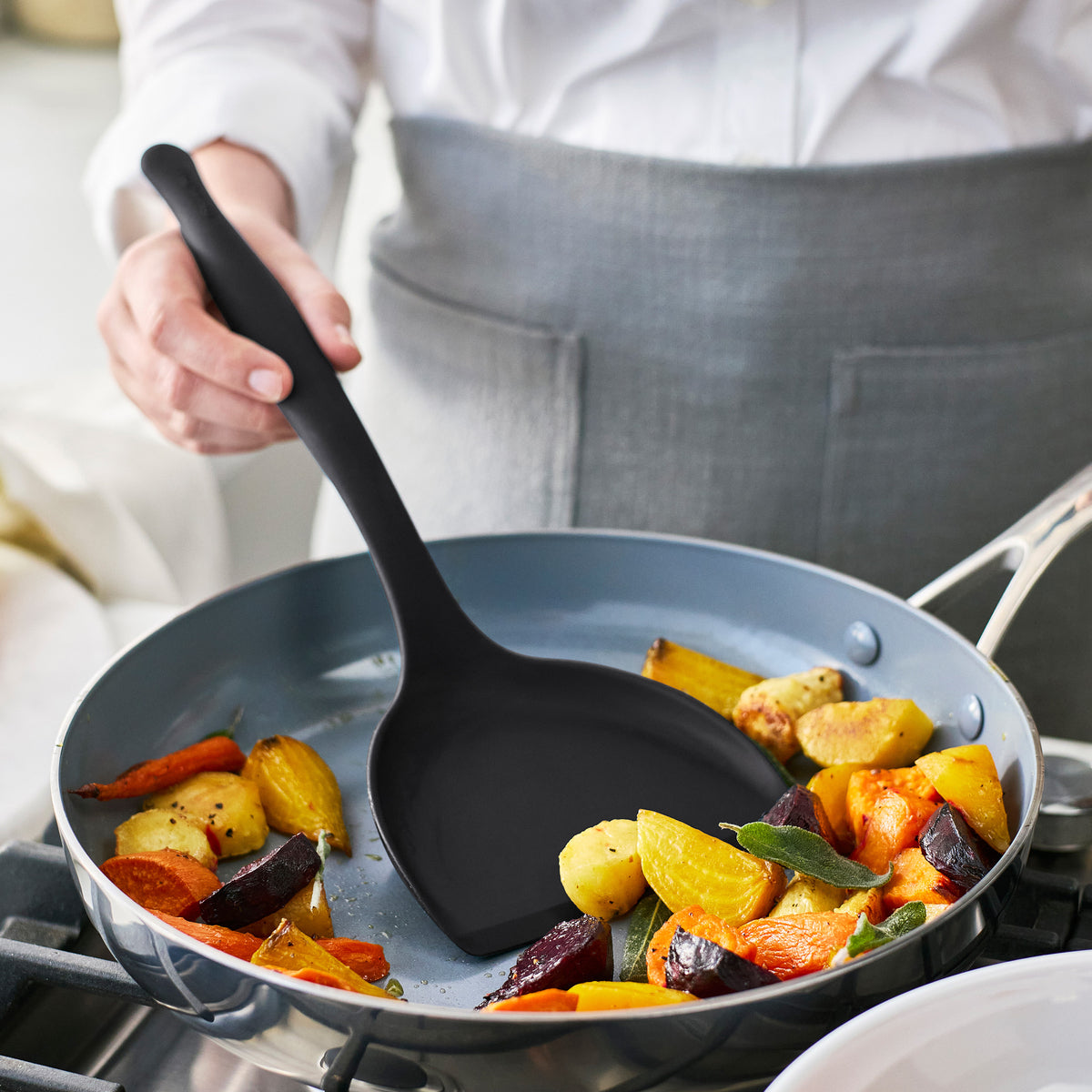 Premiere Silicone Roasting Scoop | Black - Image 4